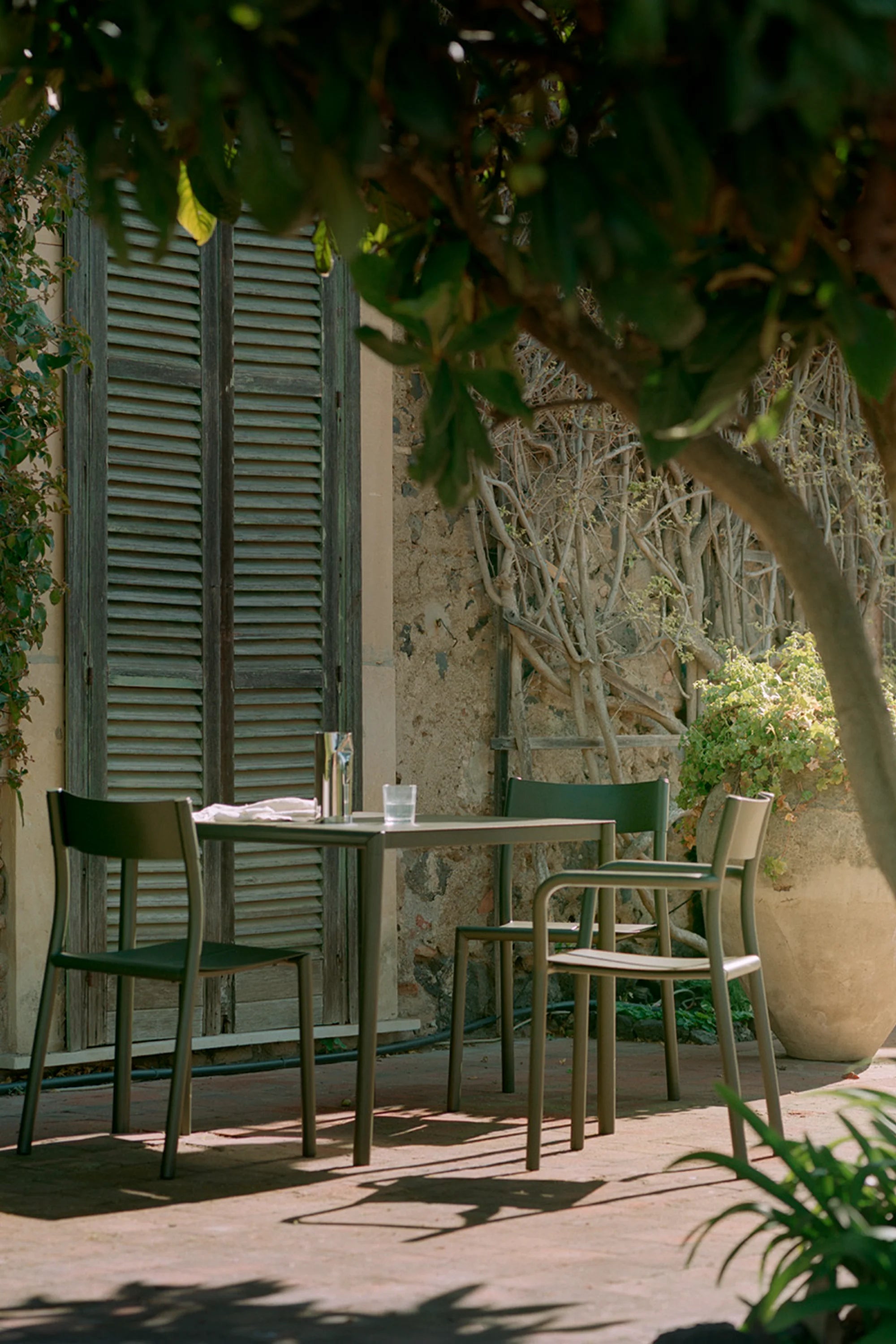 Outdoor May Dining Table
