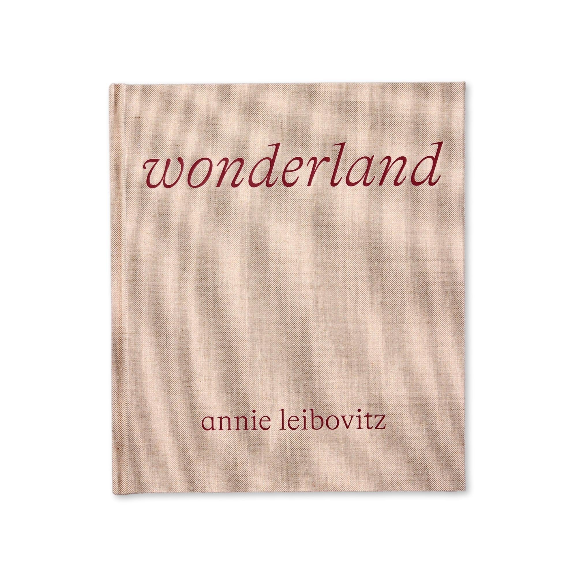 Annie Leibovitz - Wonderland - THAT COOL LIVING