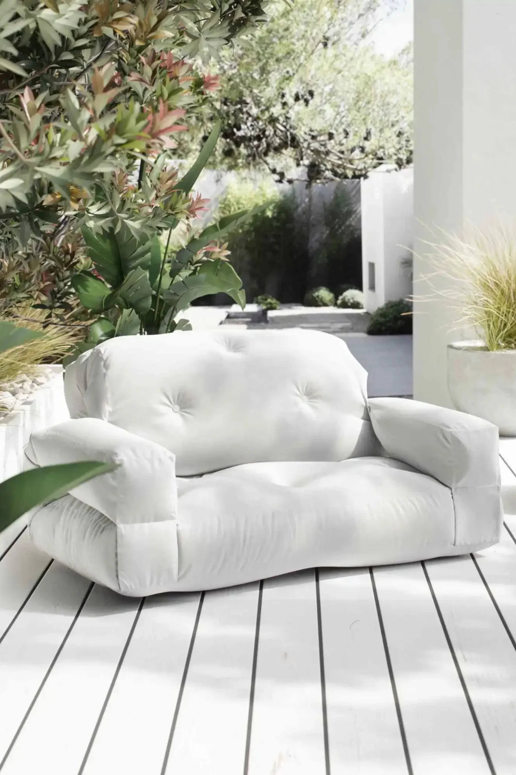 Outdoor Hippo Futon Sofa