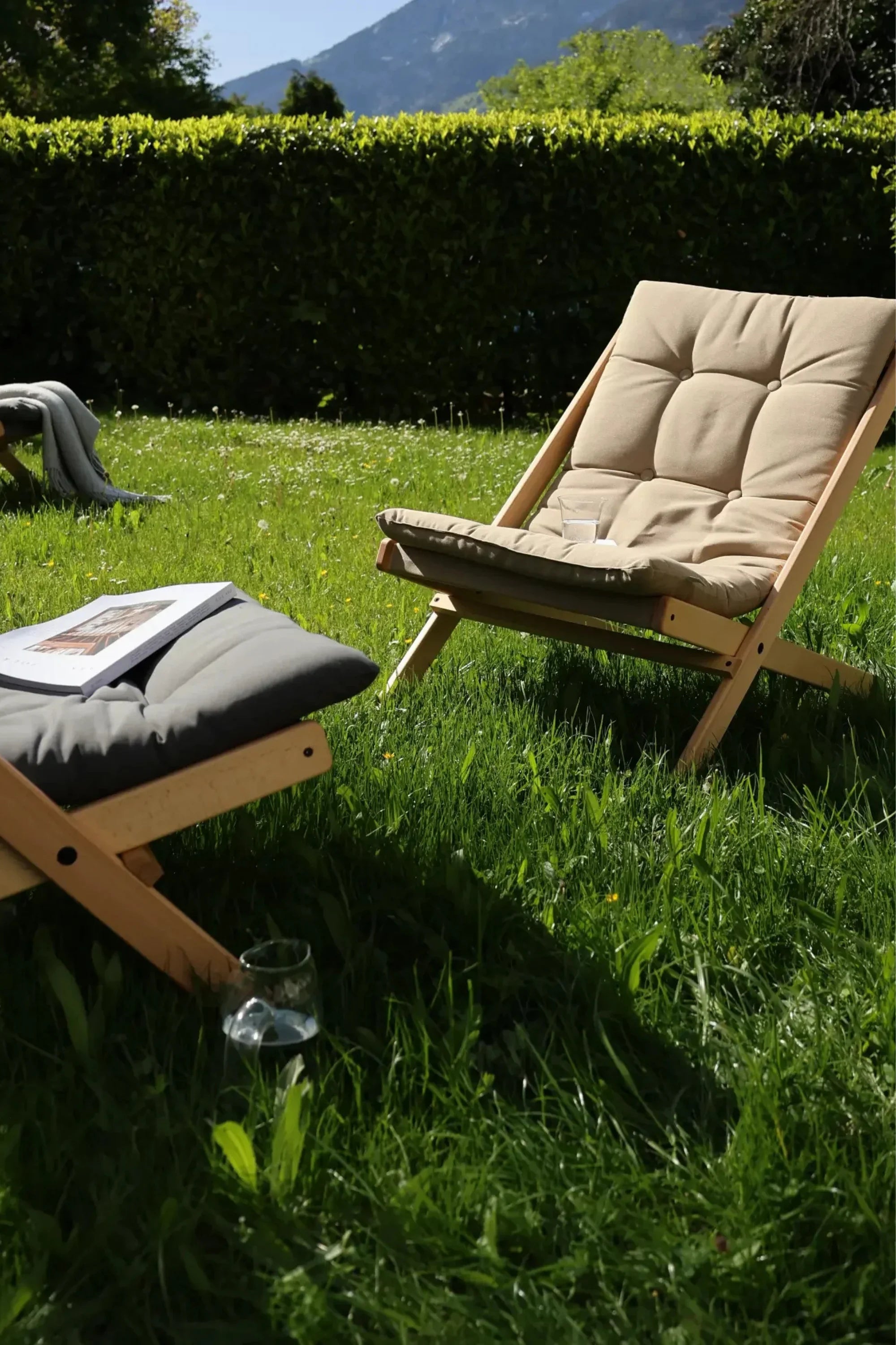 Outdoor Boogie Futon Chair