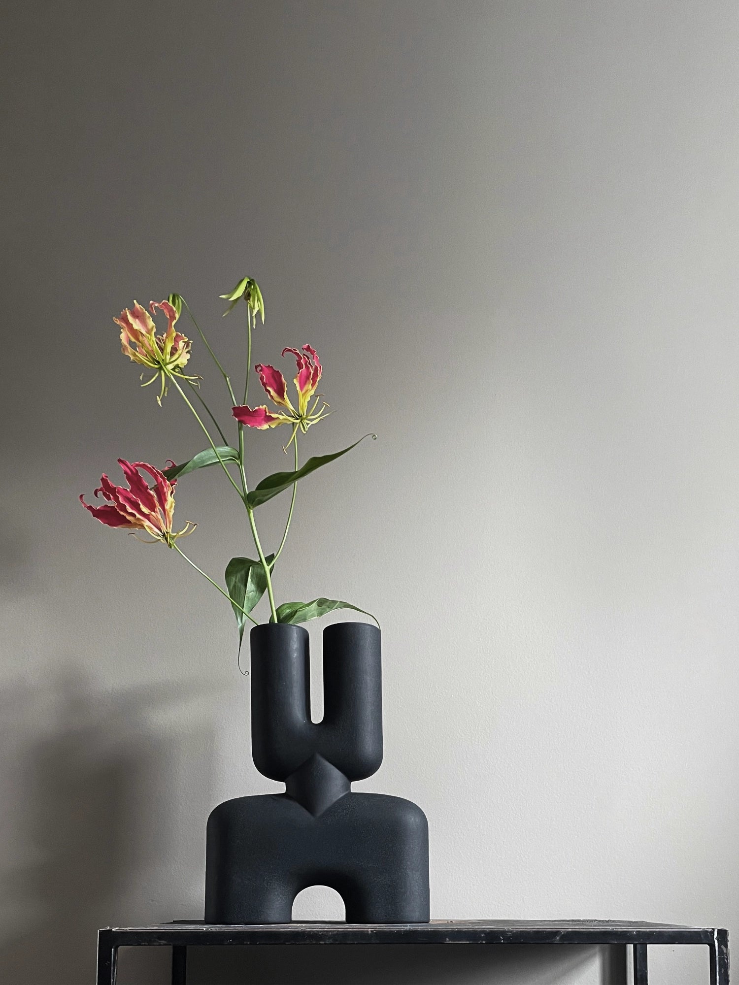 Double Cobra Vase