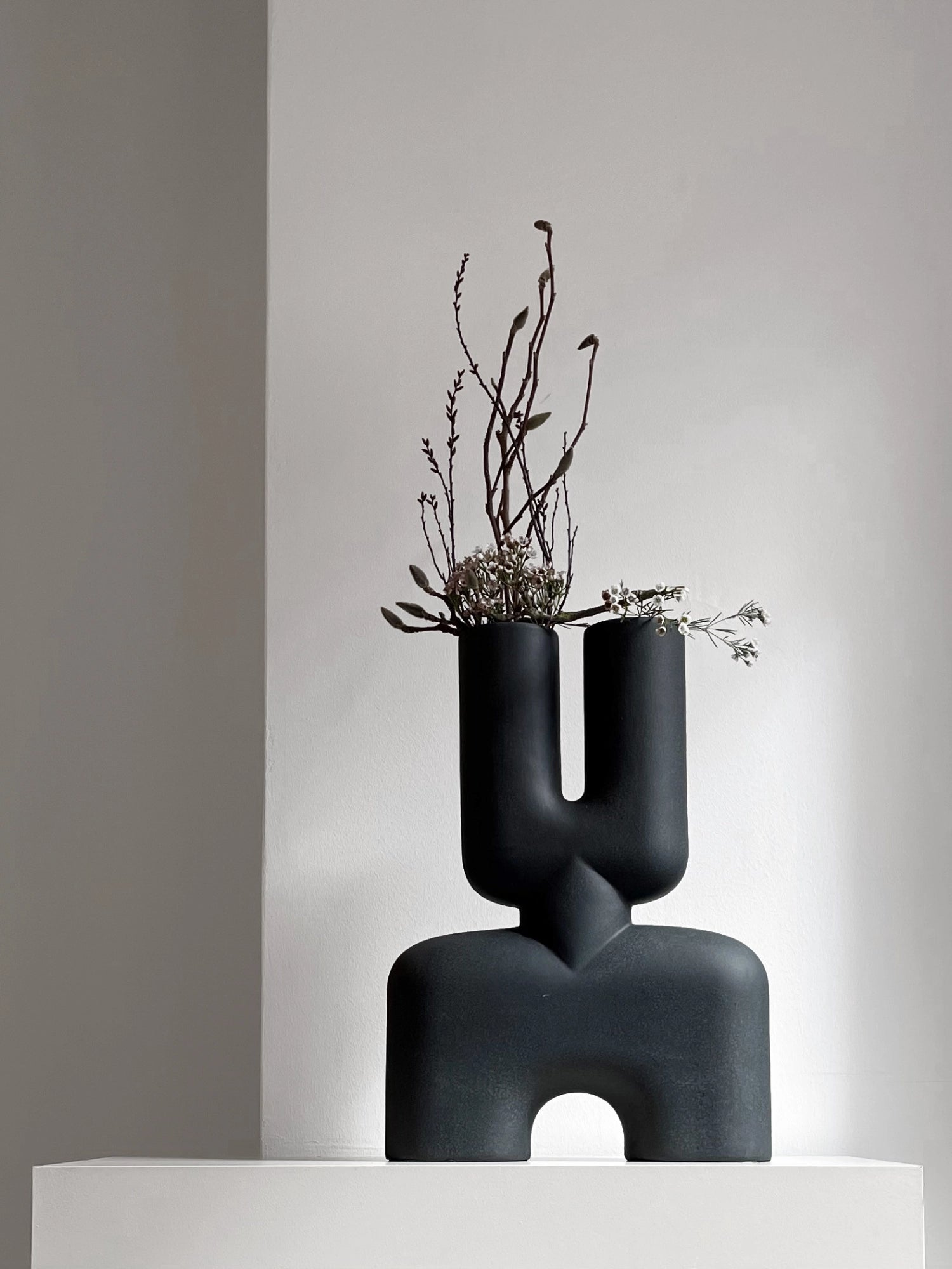 Double Cobra Vase