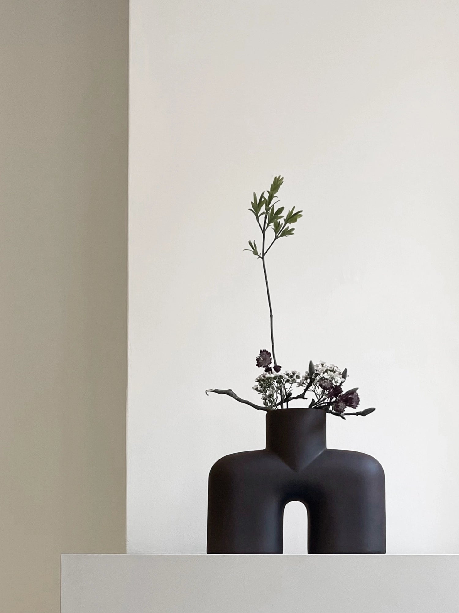Uno Cobra Vase