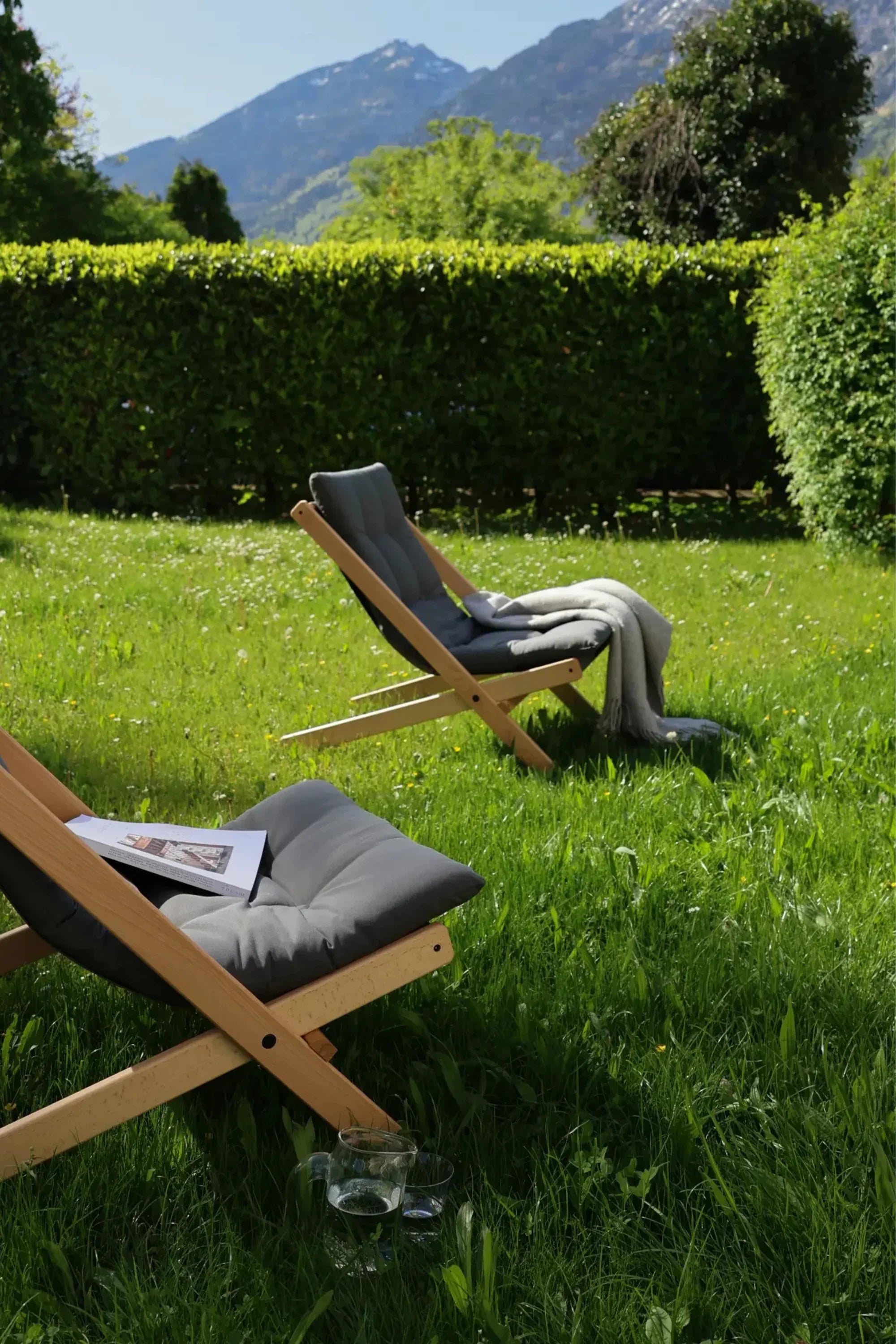 Outdoor Boogie Futon Chair