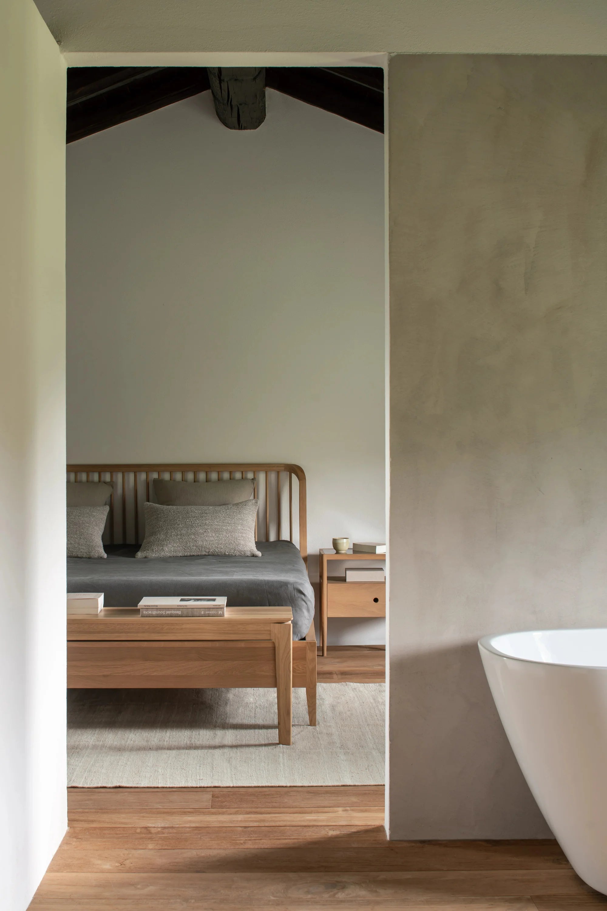 Spindle Bench - THAT COOL LIVING
