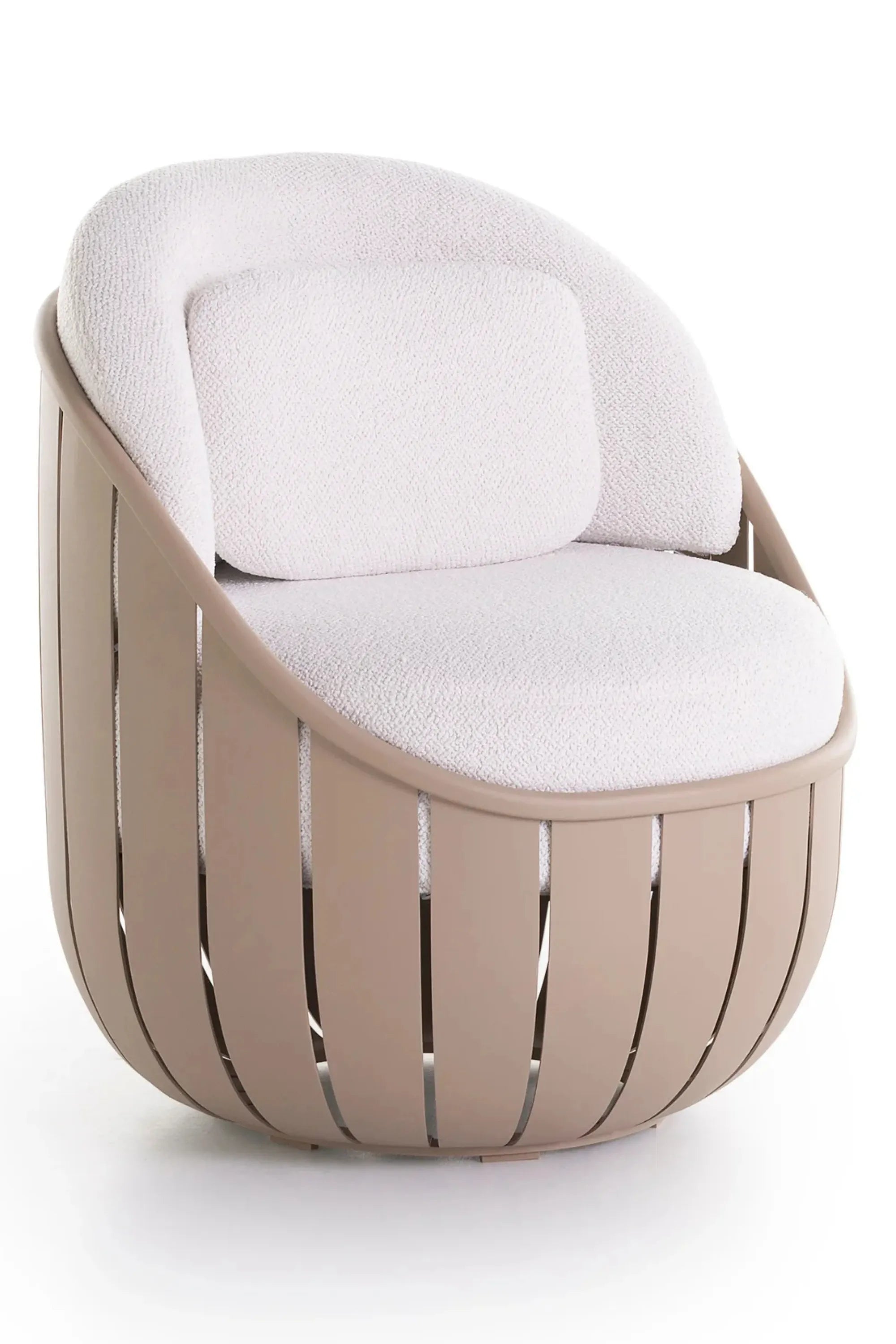 Arena Outdoor Club Chair