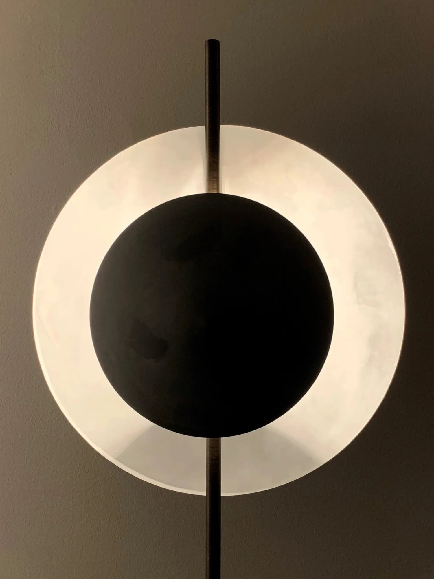 Dawn Floor Lamp