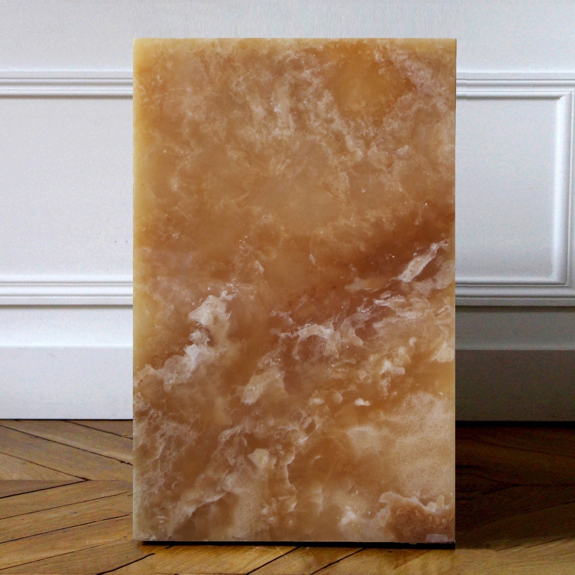 Honey Onyx Plinth Table - THAT COOL LIVING