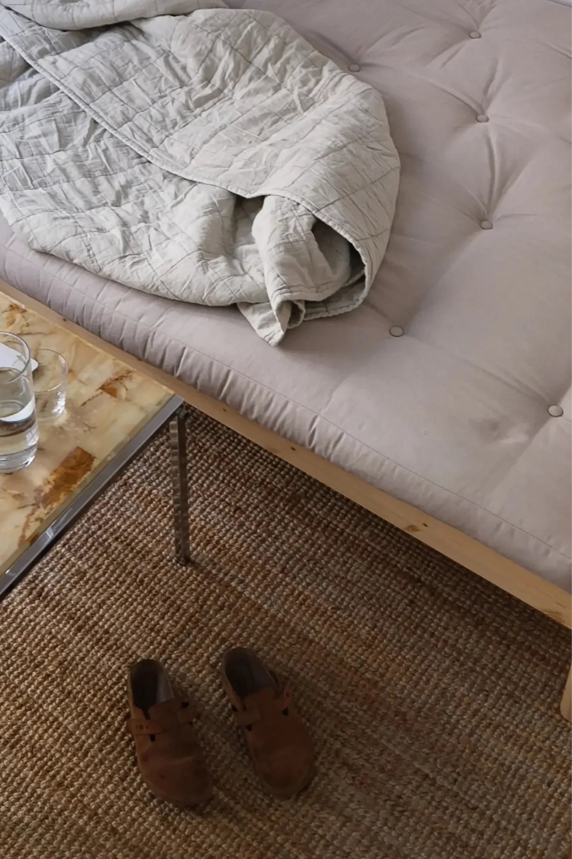 Knob Sofa Bed