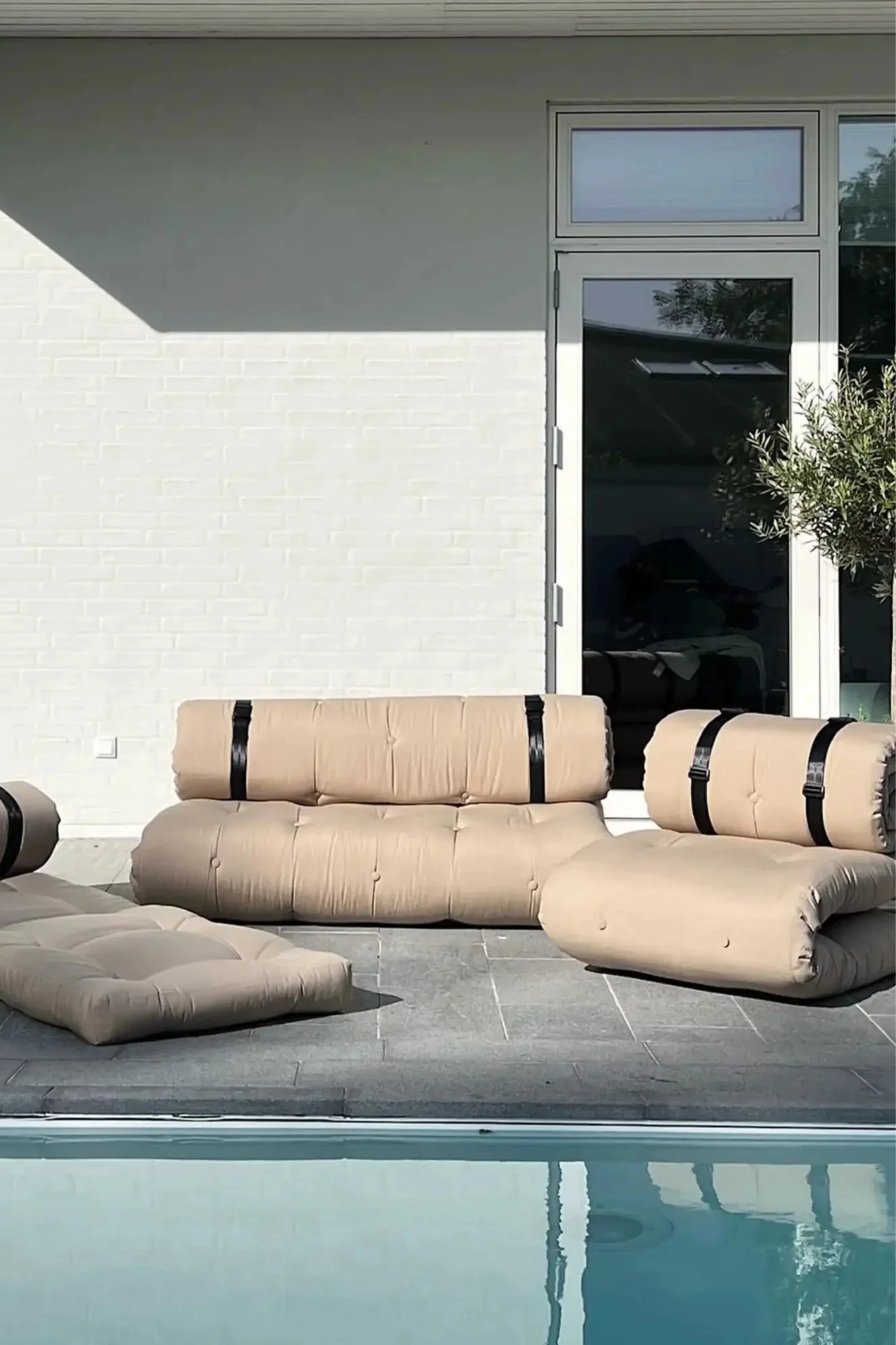 Outdoor Buckle-Up Sofa