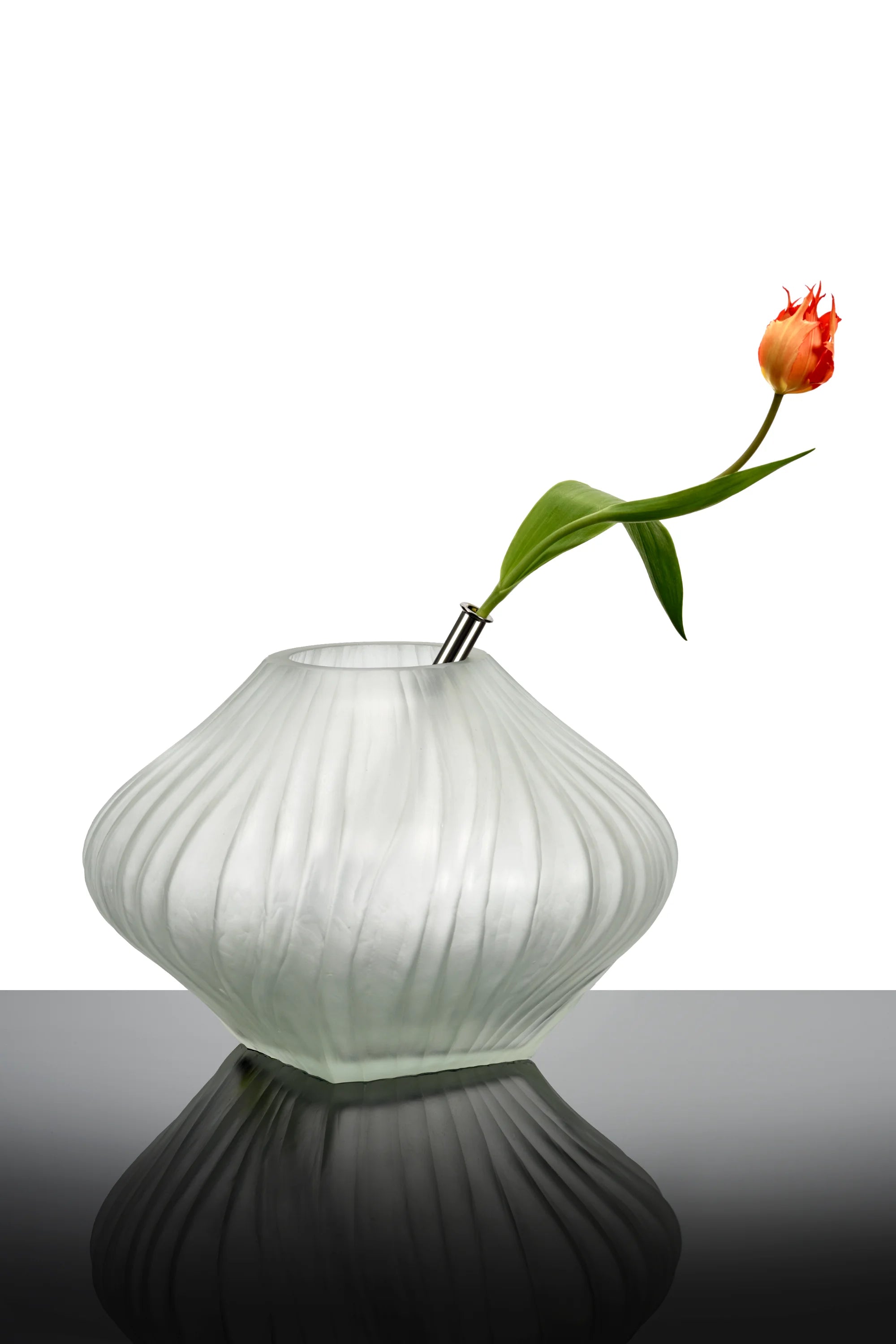Josephine Vase with Glass Tube 04