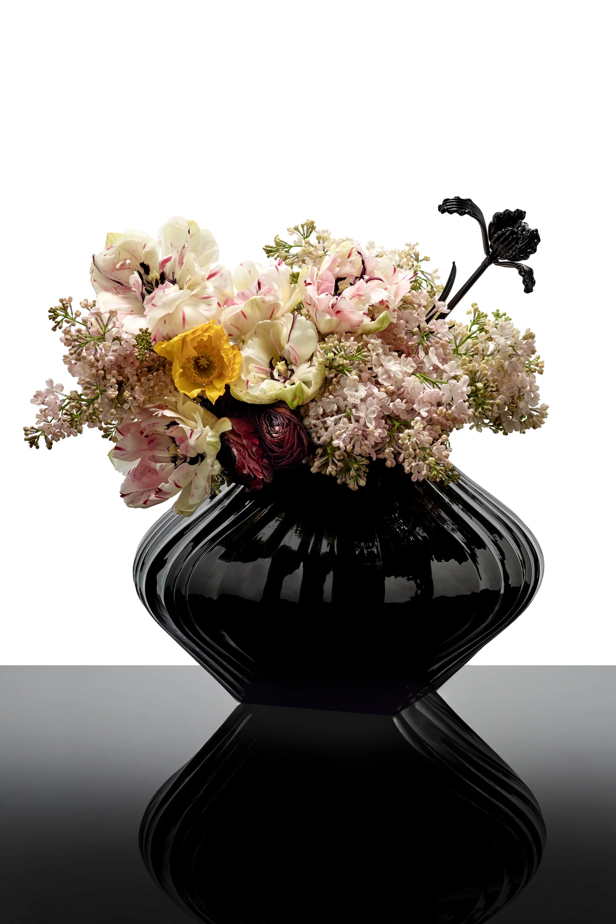 Josephine Vase with Glass Tube 04