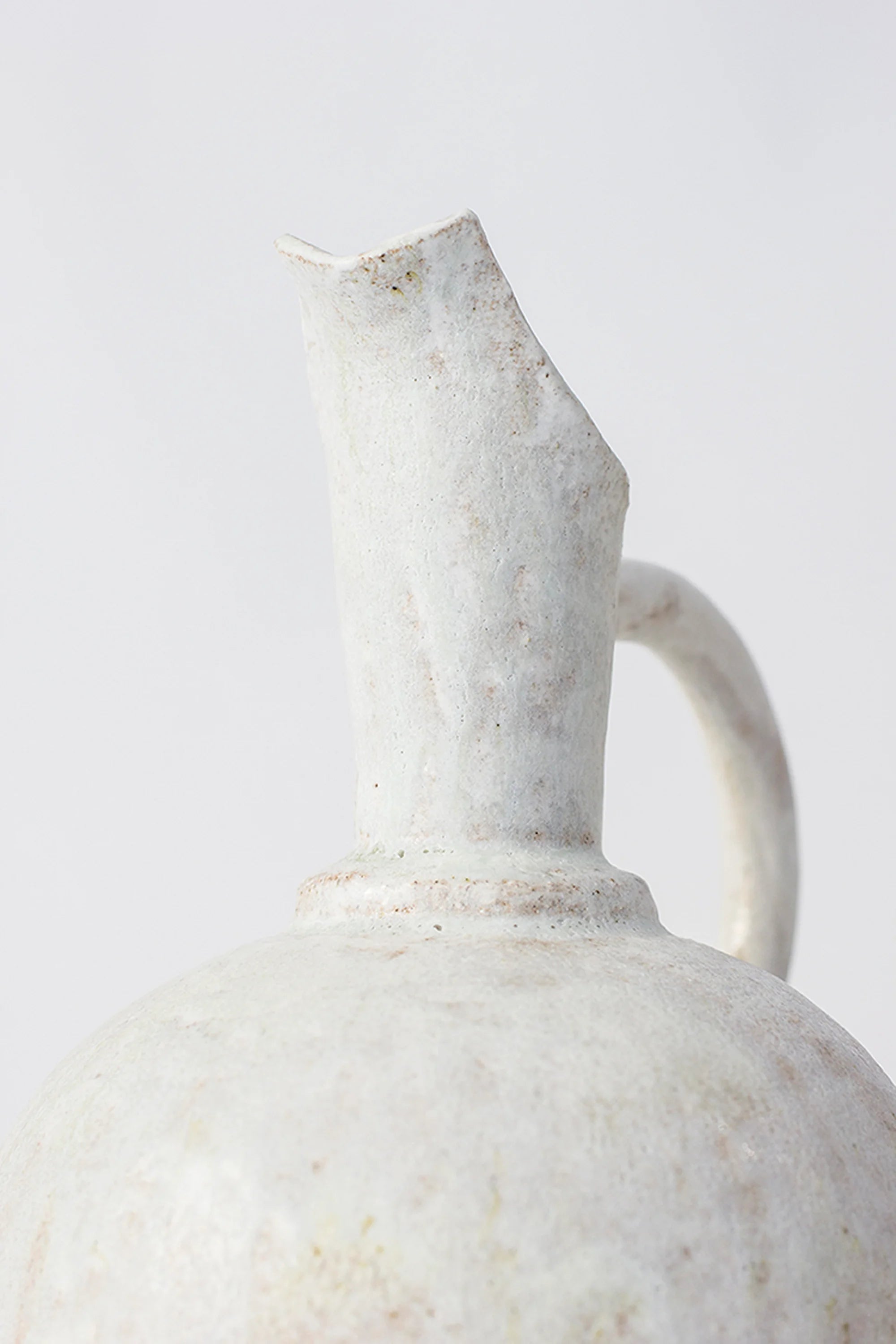 Oinochoe Perla Pitcher