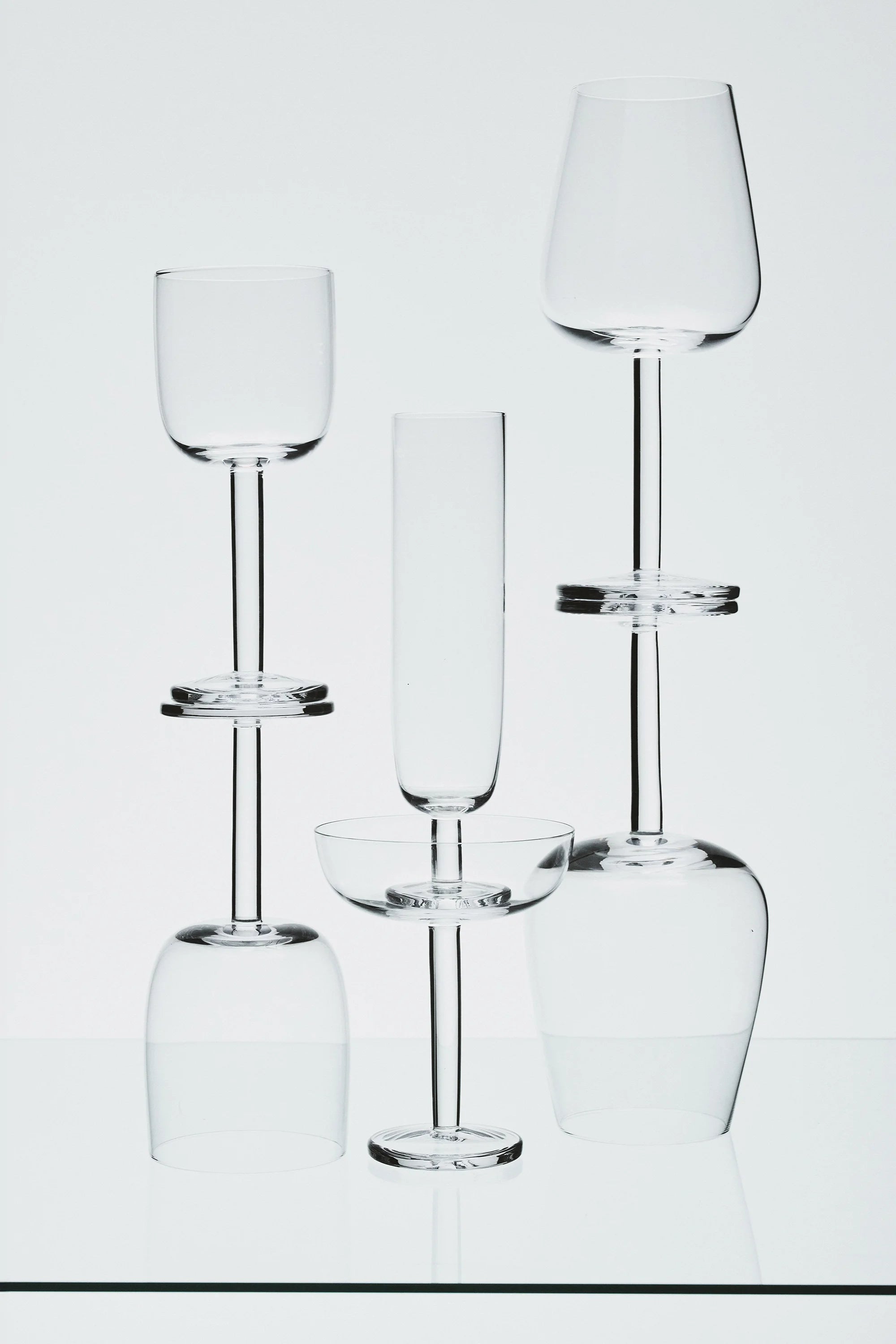Base Curved White Wine Glass - Set of 4