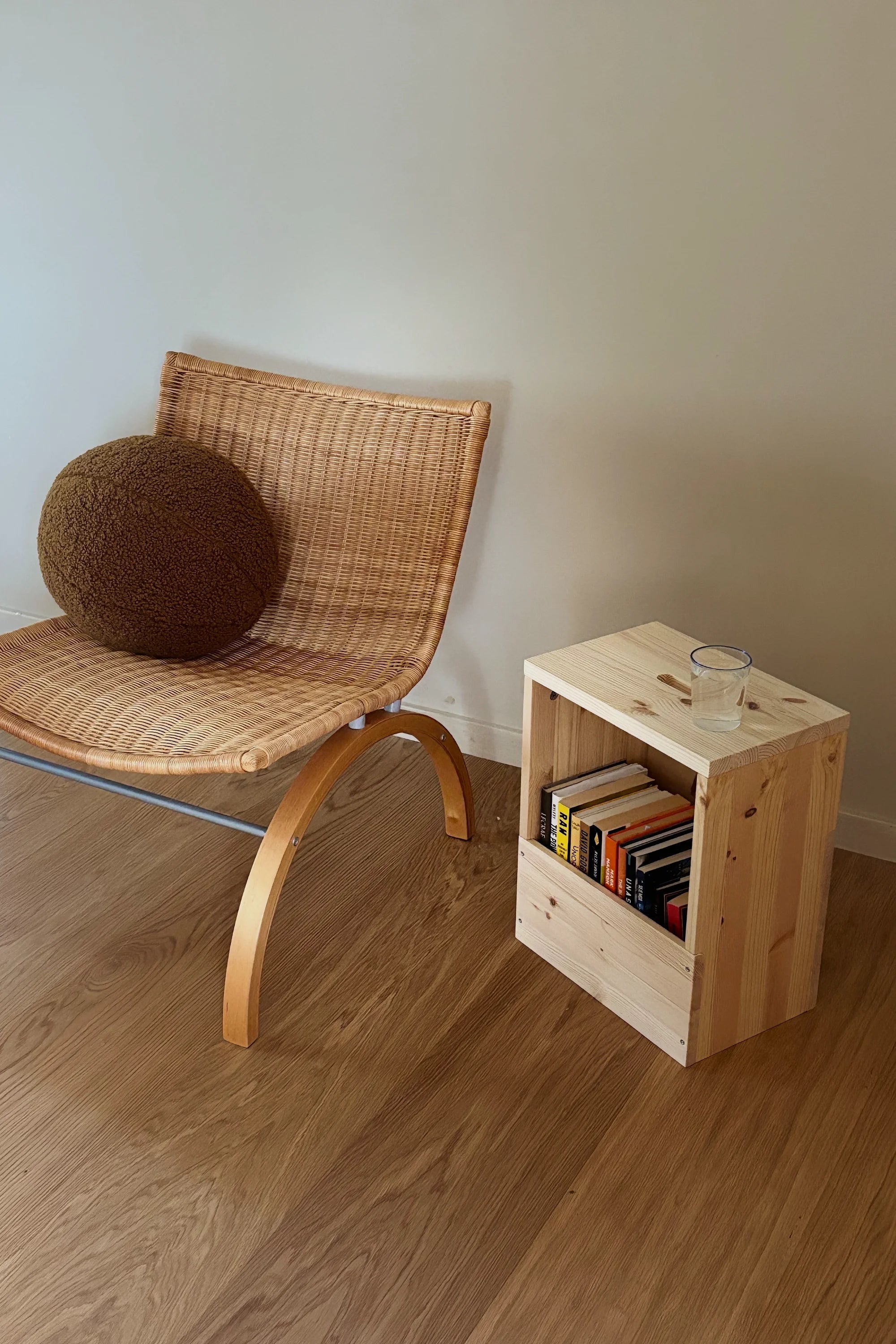 Grab It Stool - THAT COOL LIVING