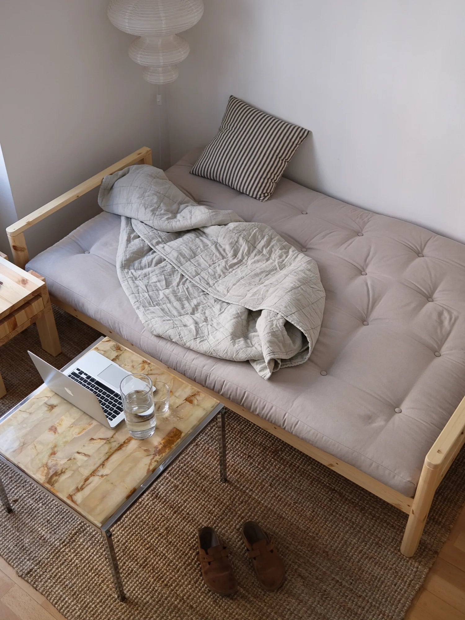 Knob Sofa Bed