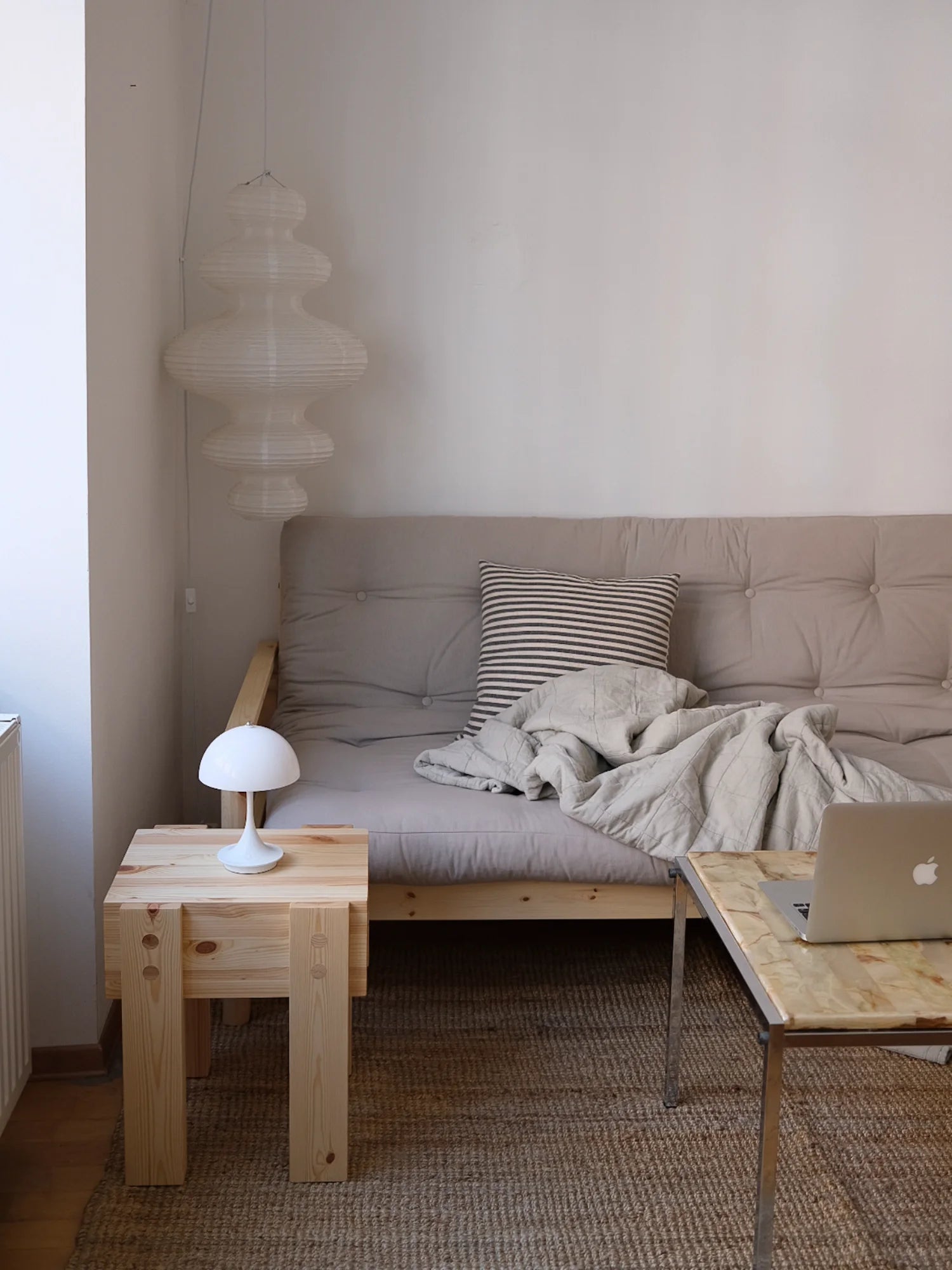 Knob Sofa Bed