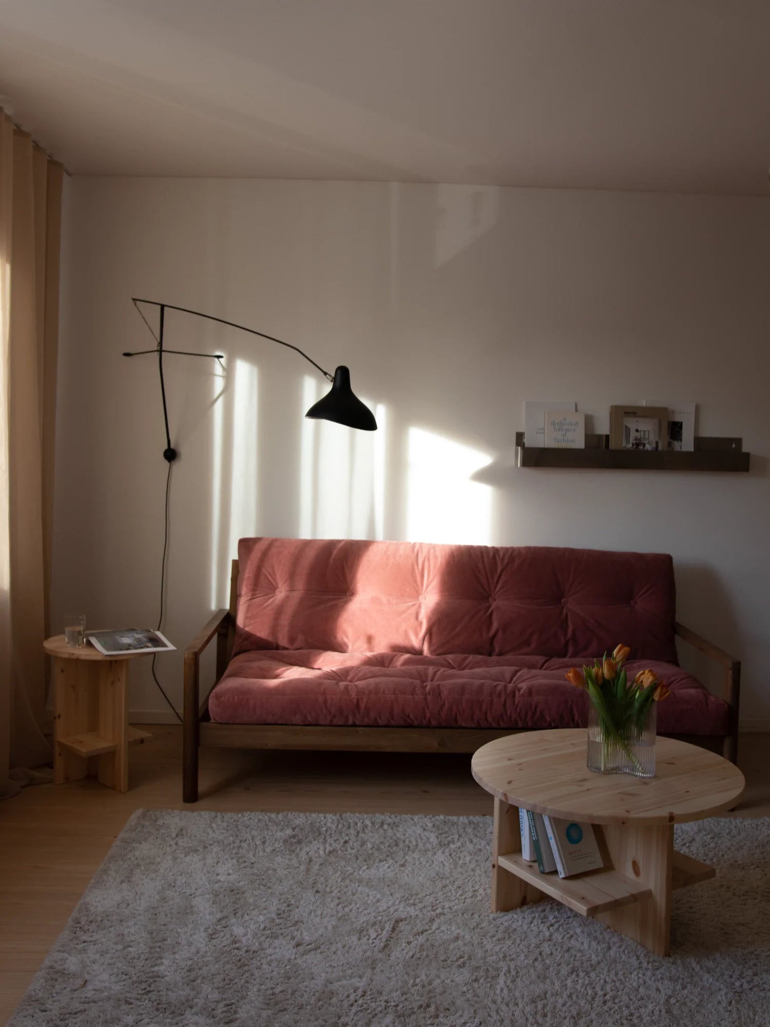 Knob Sofa Bed