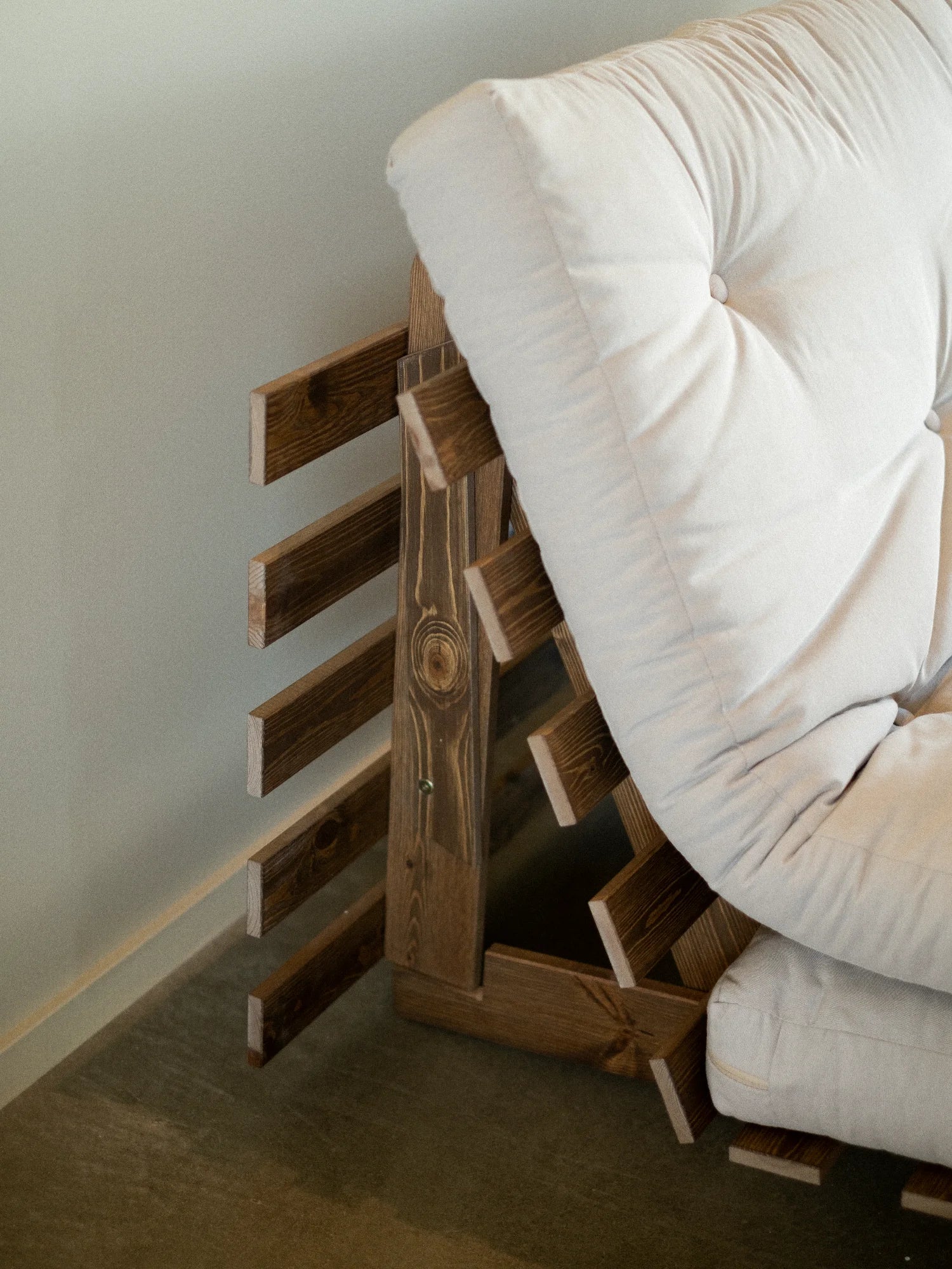 Roots 160 Sofa Bed