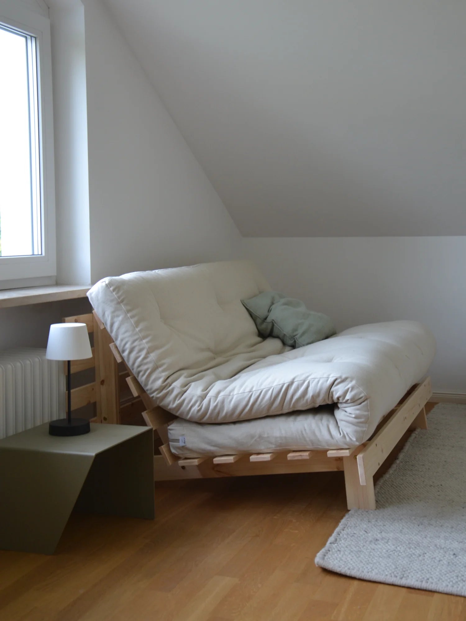 Roots 160 Sofa Bed