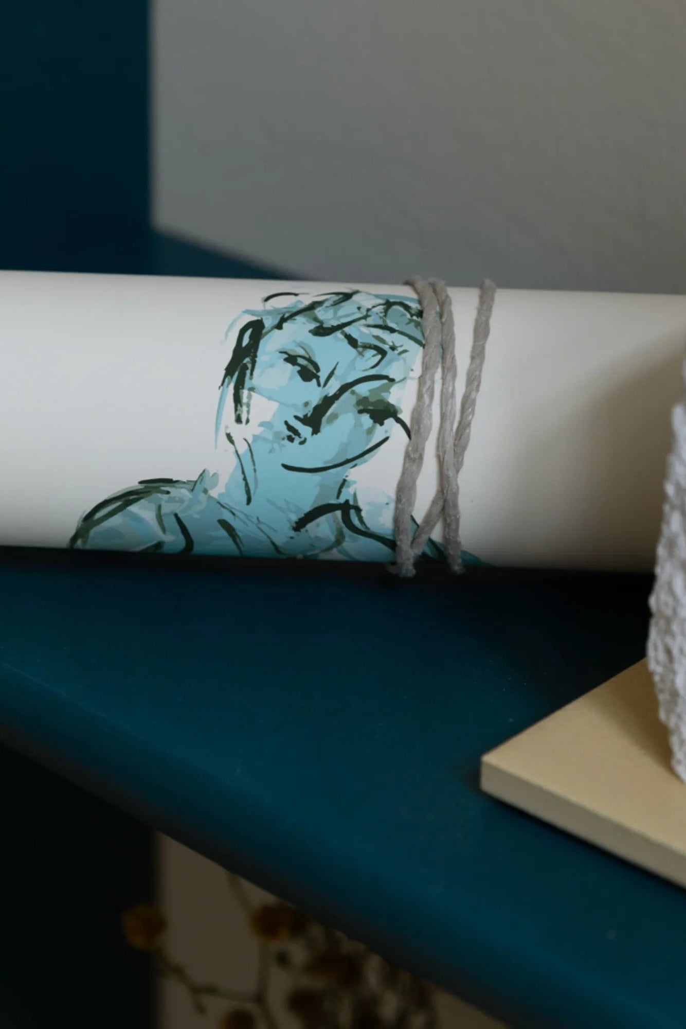 Contempler la Nature - A close-up of a vibrant, blooming flower surrounded by vibrant greenery