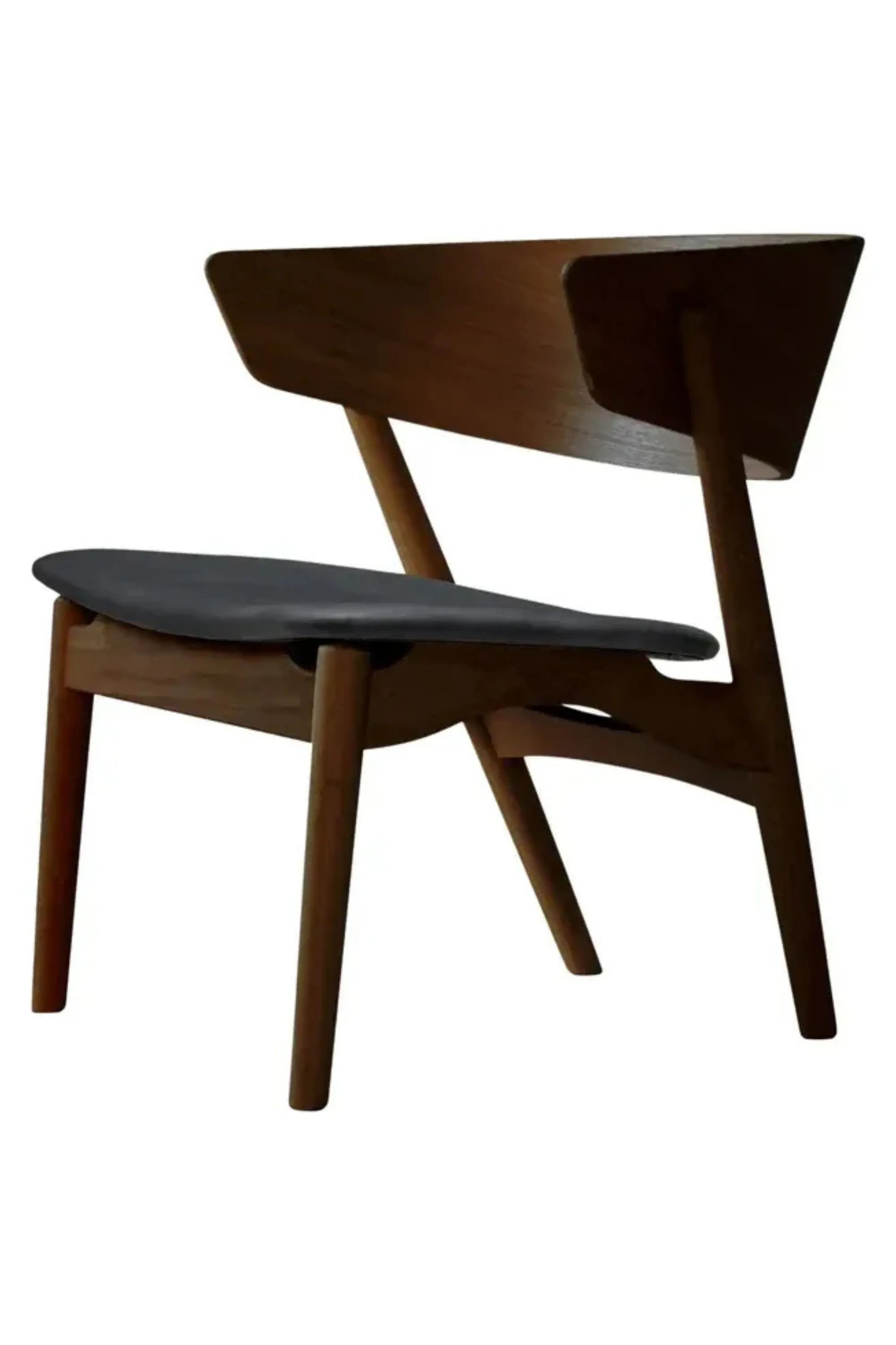 No. 7 Lounge Chair