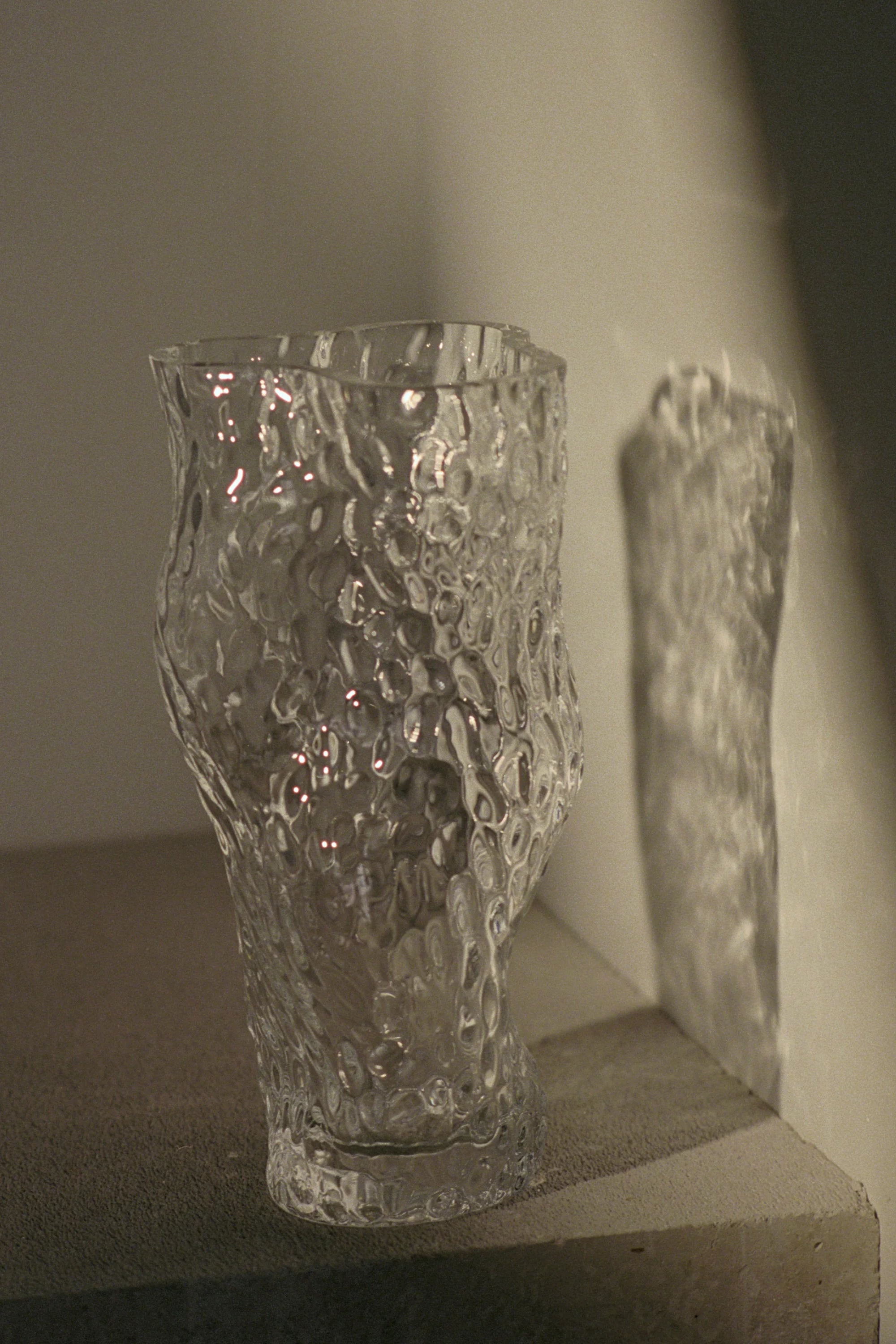 Ostrea Rock Glass Vase