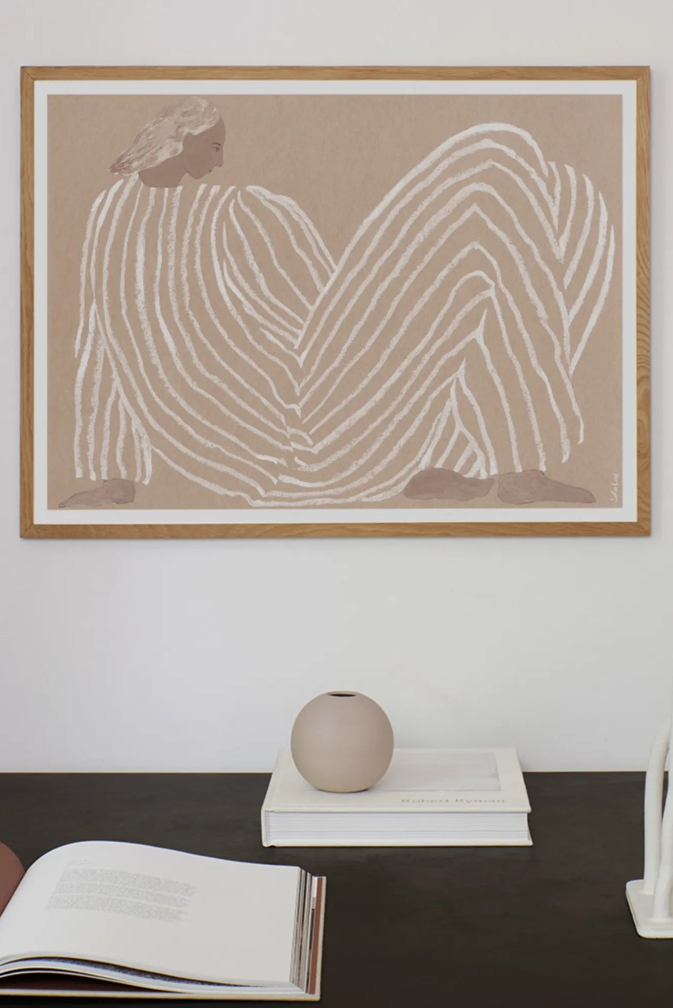 Close-up of Me product with luxurious and nourishing ingredients like shea butter and argan oil