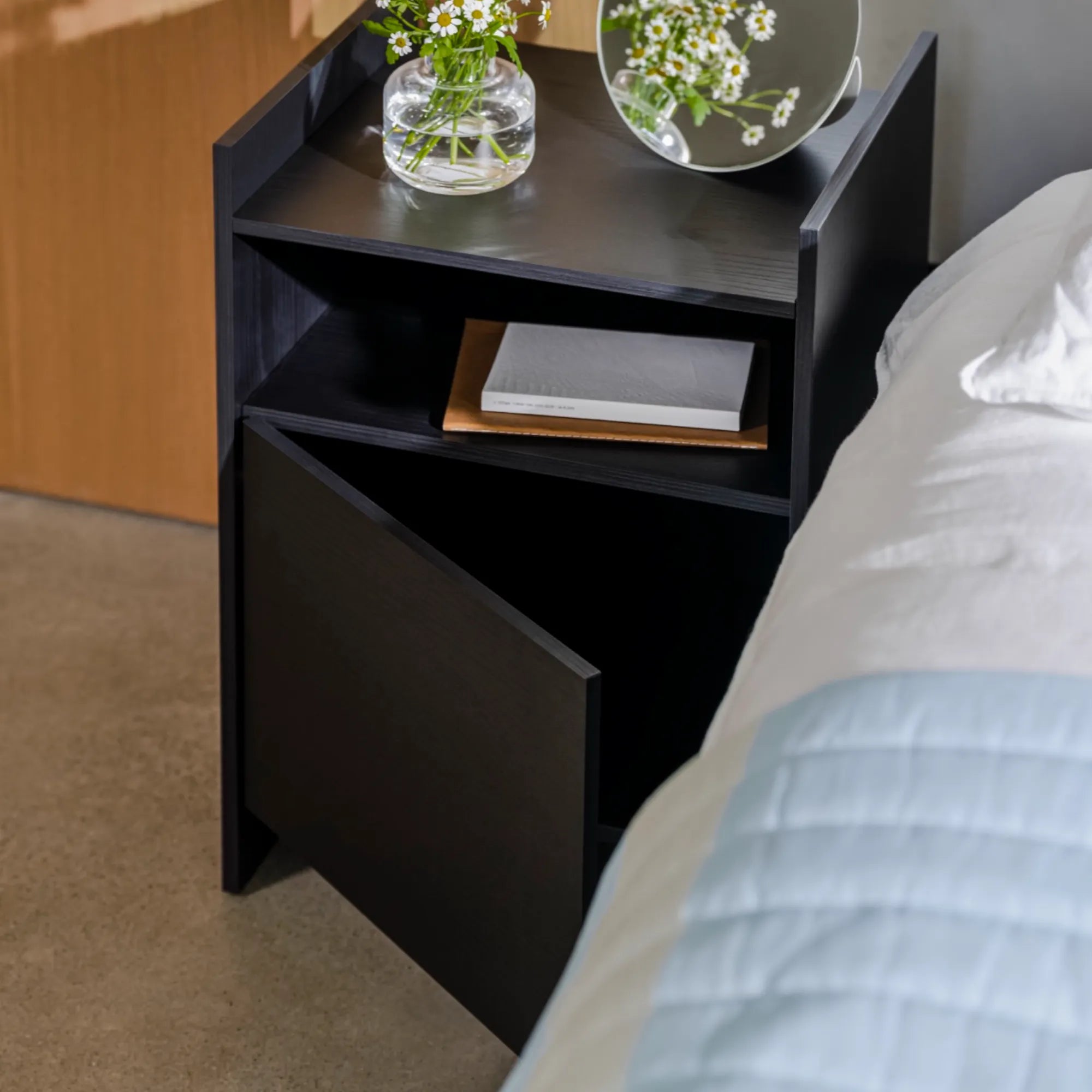Modern Toopt Bedside Table with USB Charging Port and Power Outlet