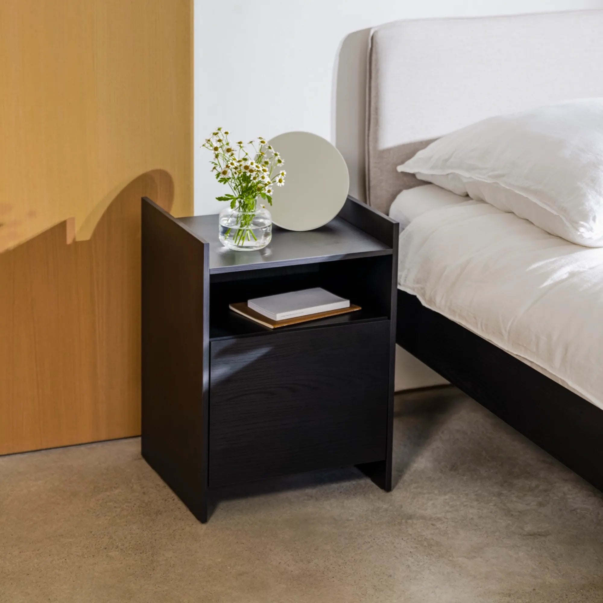 Modern and stylish Toopt Bedside Table with sleek design and clean lines