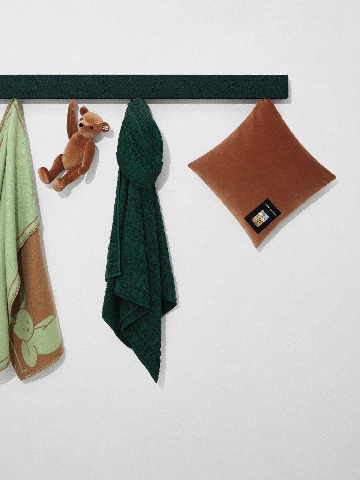 Asator Velvet Cushion