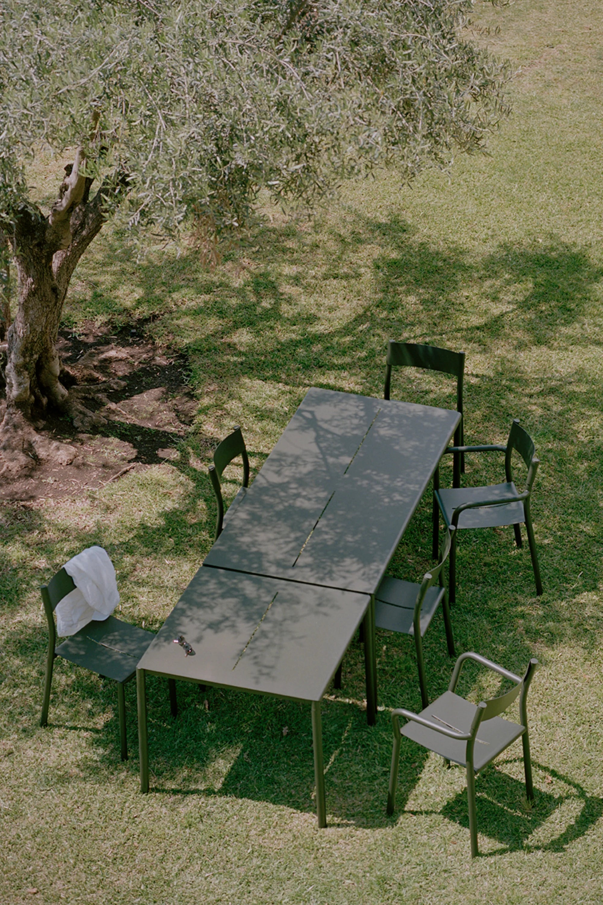 Outdoor May Dining Table