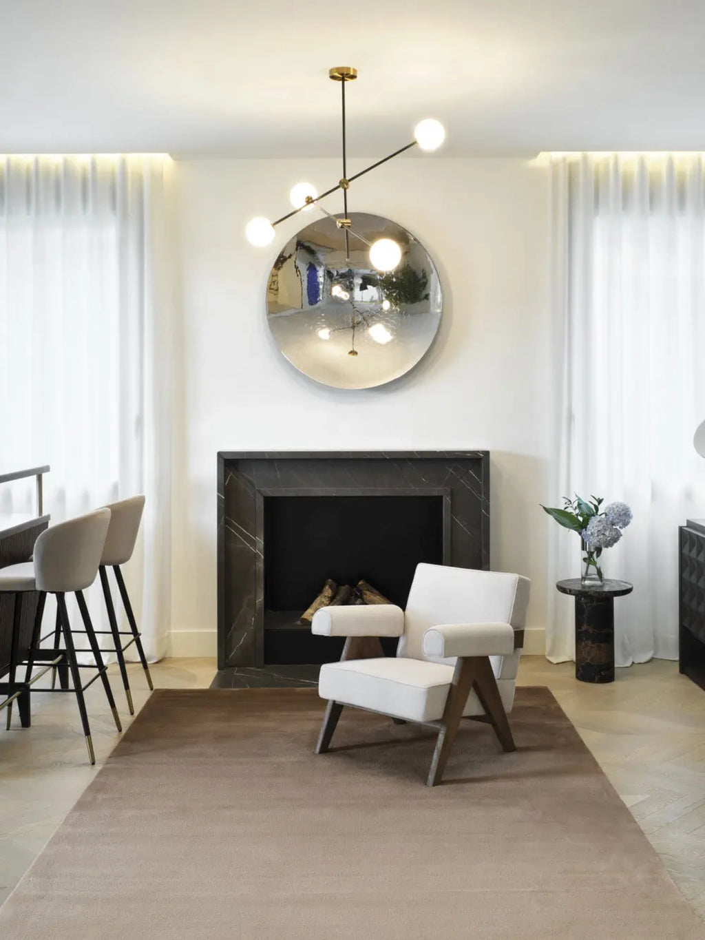alp_ Degradé Simple Rug, a modern rectangular area rug featuring a subtle ombre effect that transitions smoothly from a light beige to a rich, darker taupe-brown, offering a plush, soft.
