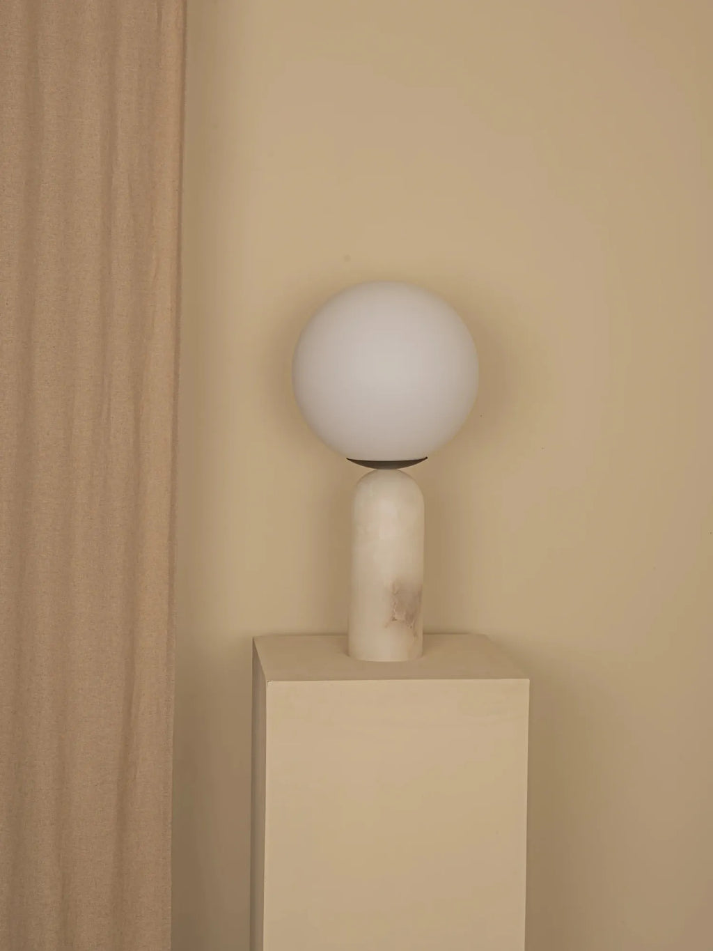 Atlas Table Lamp