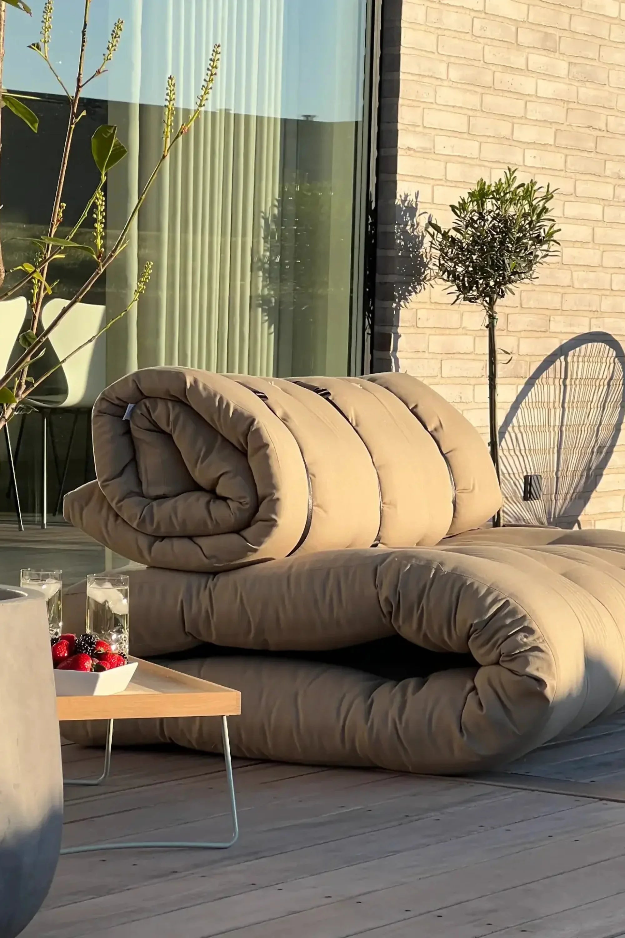 Outdoor Buckle-Up Sofa
