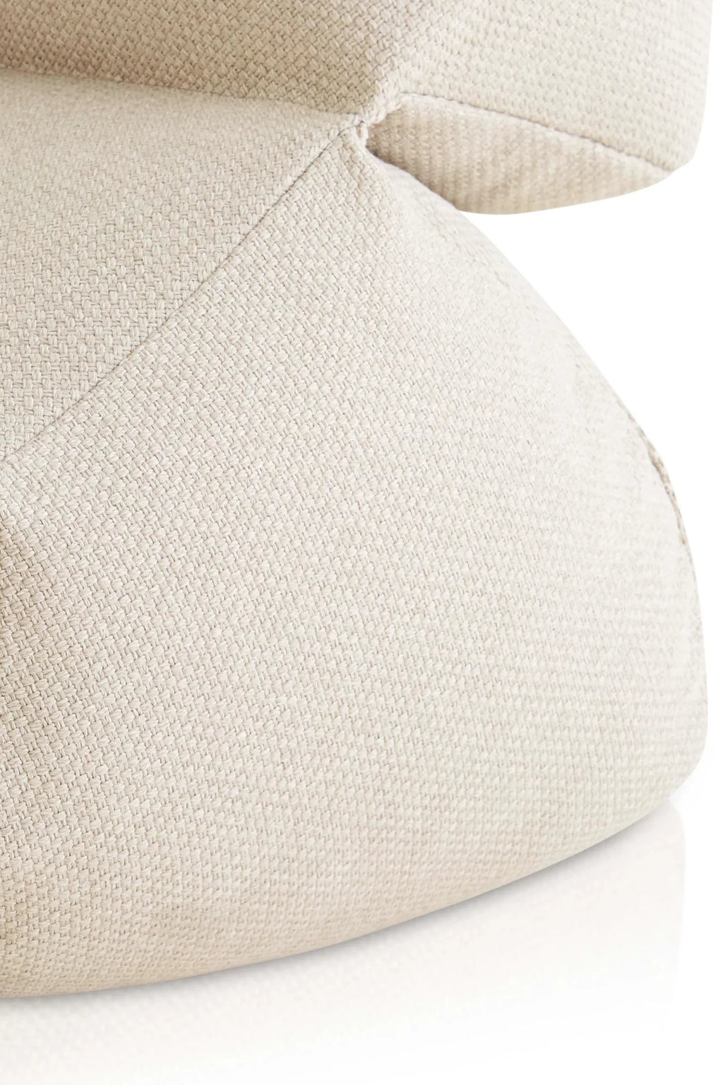 Gandia Blasco Grapy Outdoor Lounge Chair, a plush and inviting outdoor lounge chair upholstered in a light beige, textured woven fabric. This contemporary design showcases soft, organic curves and a comfortable, relaxed form, crafted from durable, weather-resistant material in a neutral cream tone. Ideal for modern patios, luxury garden spaces, or comfortable poolside lounging.