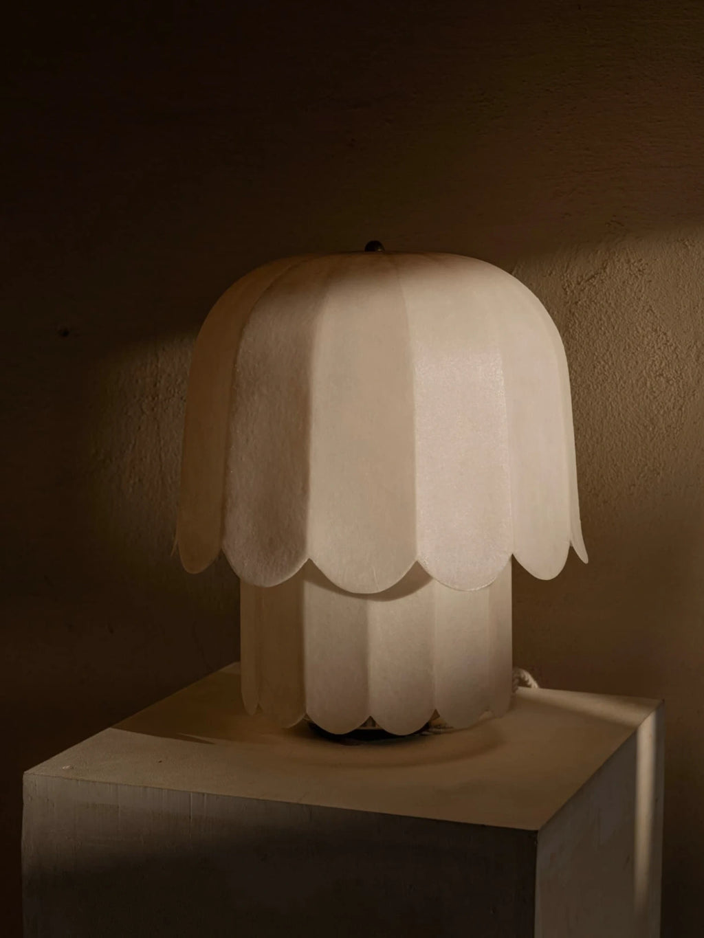 The Feather Table Lamp
