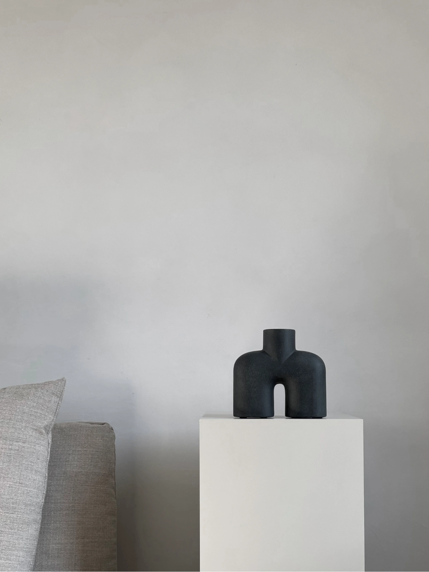 Uno Cobra Vase by 101 CPH - THAT COOL LIVING