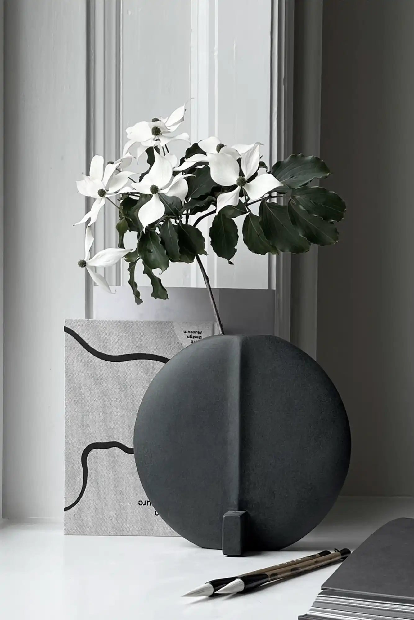 Guggenheim Vase - Petit - THAT COOL LIVING