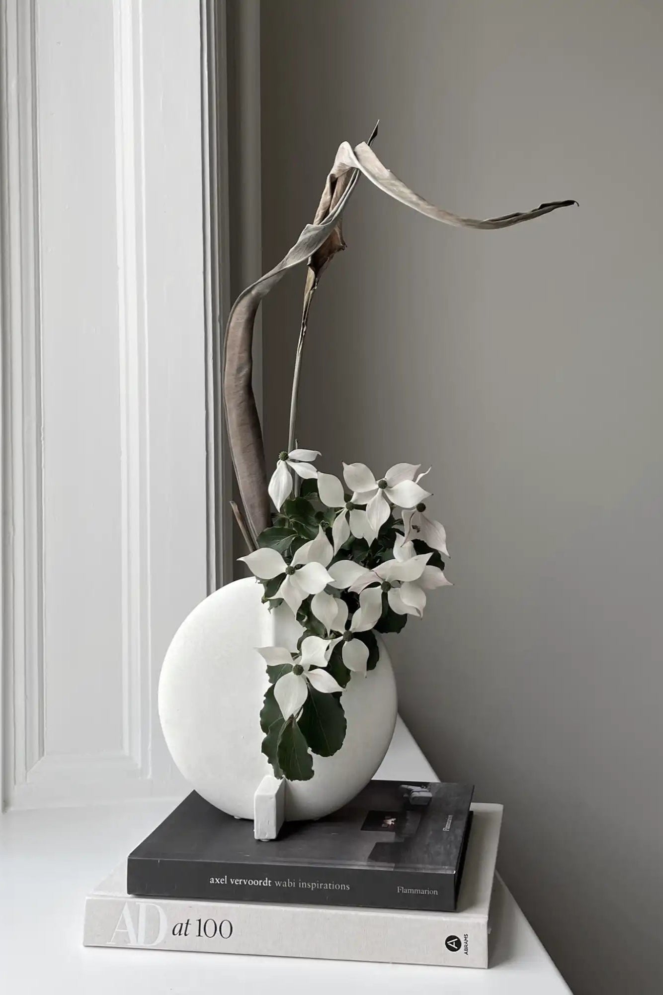 Guggenheim Vase - Petit - THAT COOL LIVING