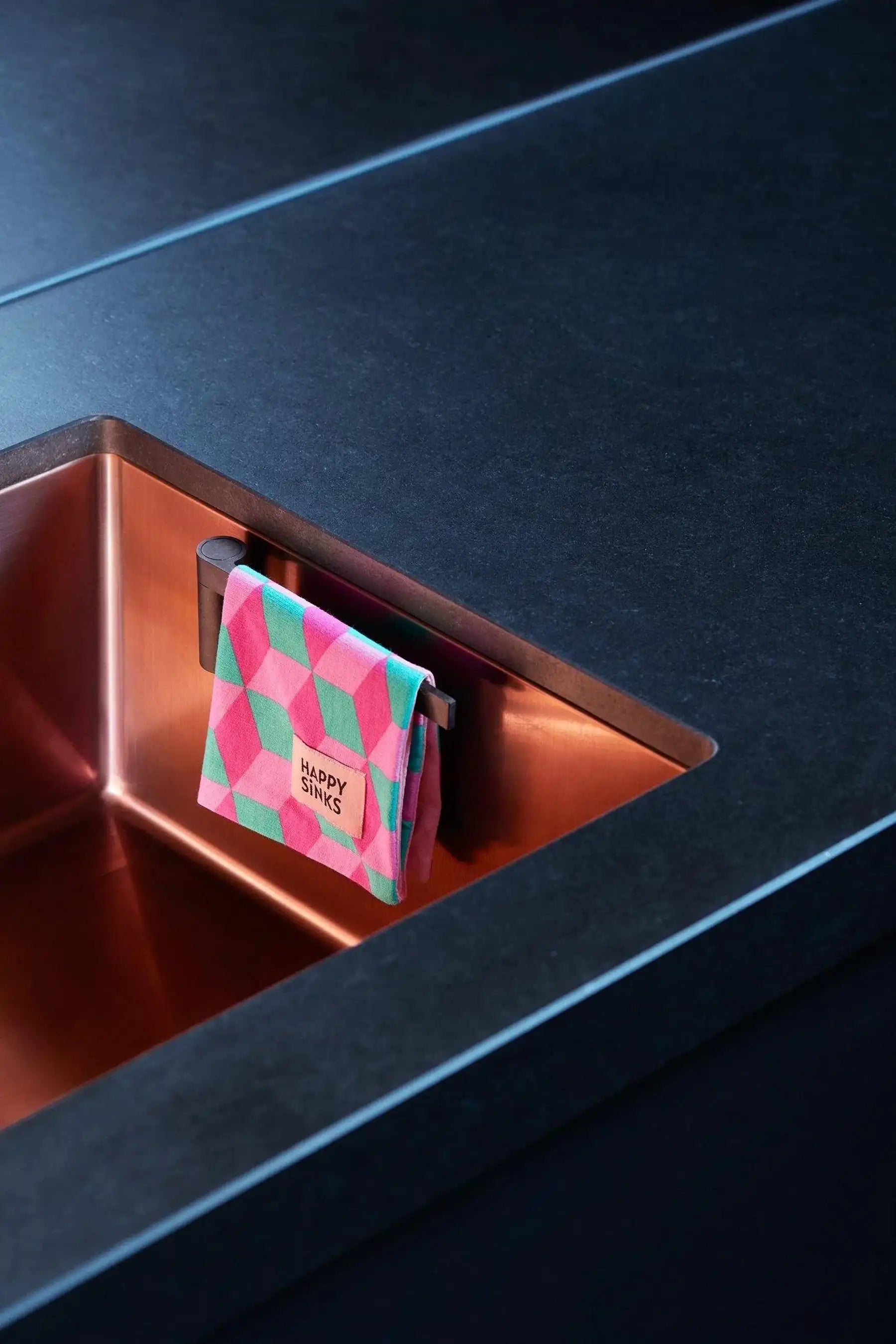 Biocomposite Dishcloth Holder by HAPPY SiNKS - THAT COOL LIVING