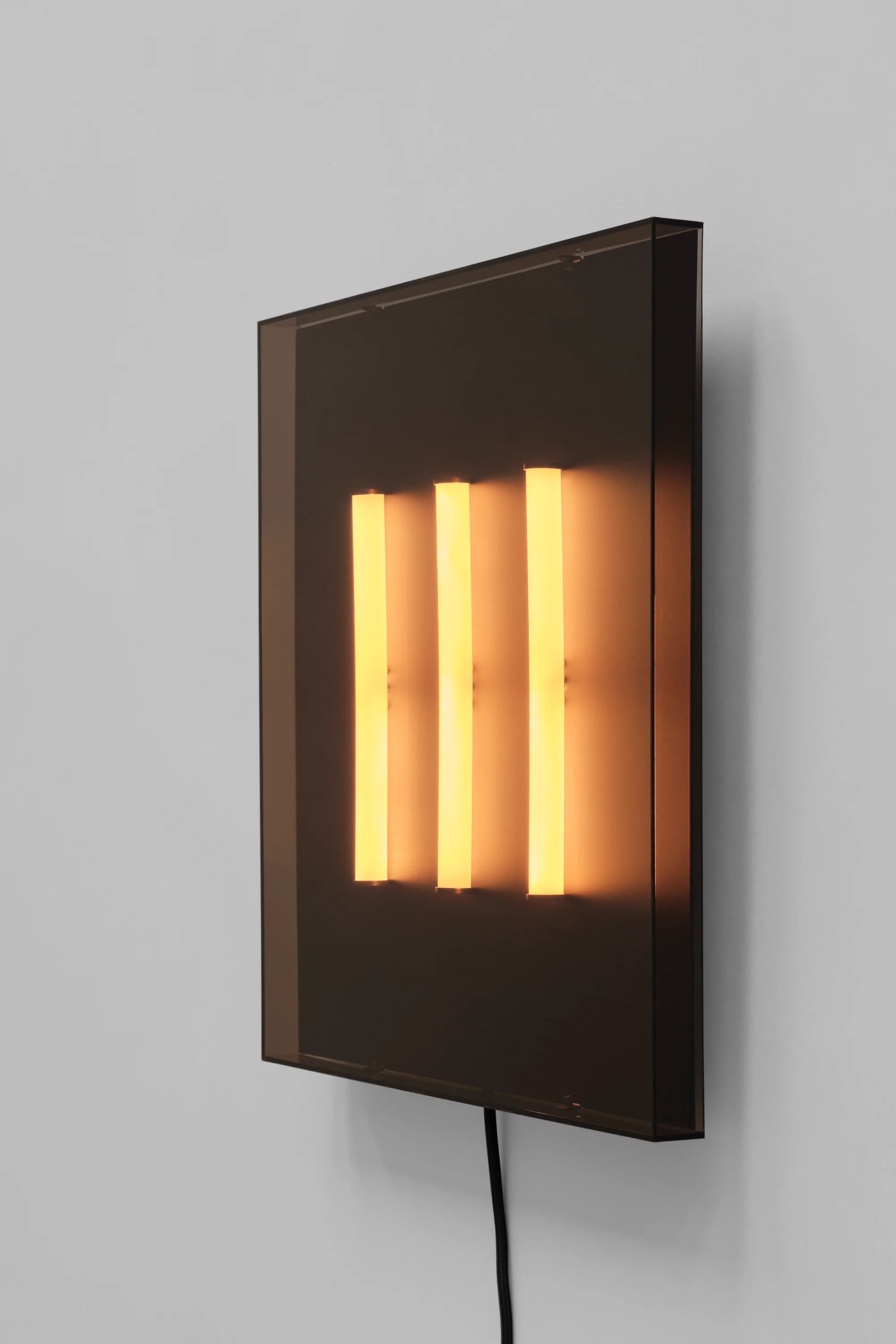 Trois Wall Lamp