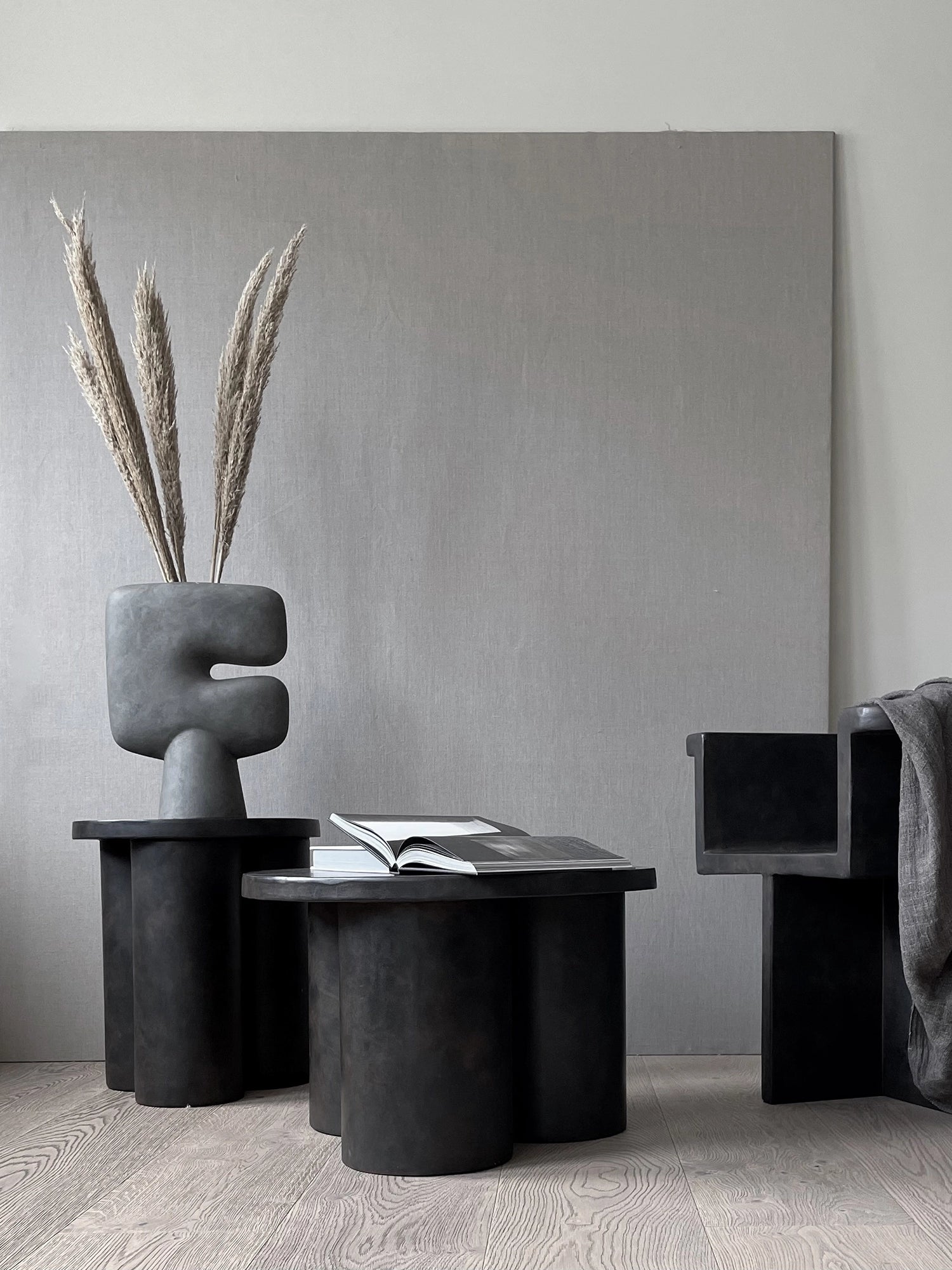 Big Foot Table by 101 CPH - THAT COOL LIVING