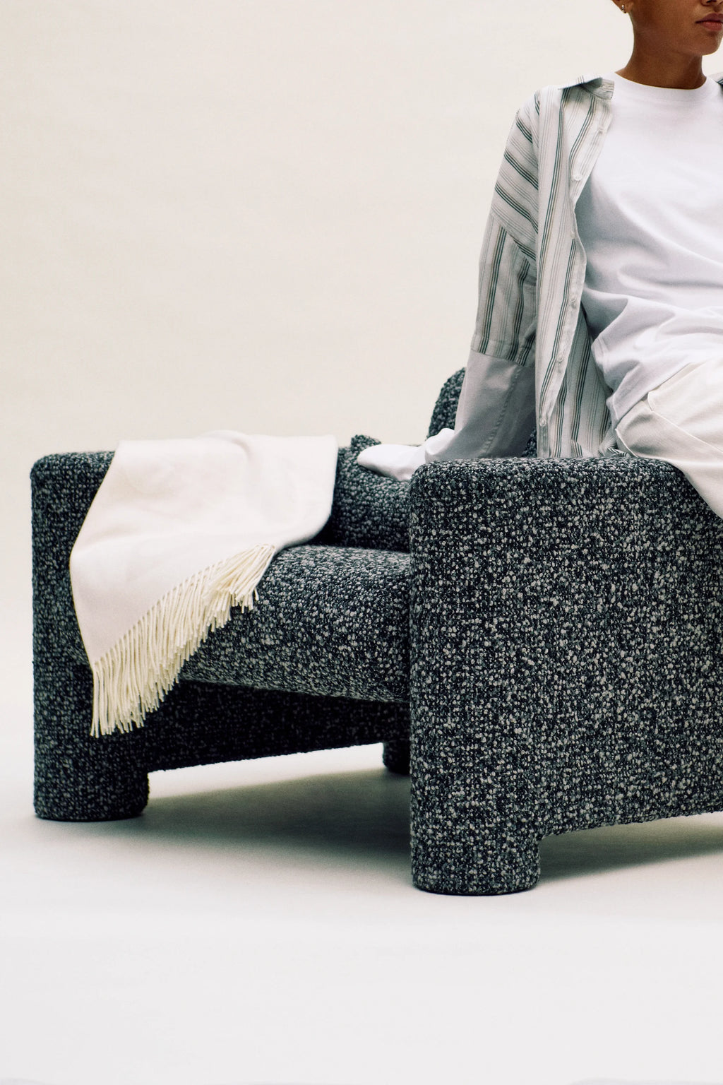 Ion Armchair