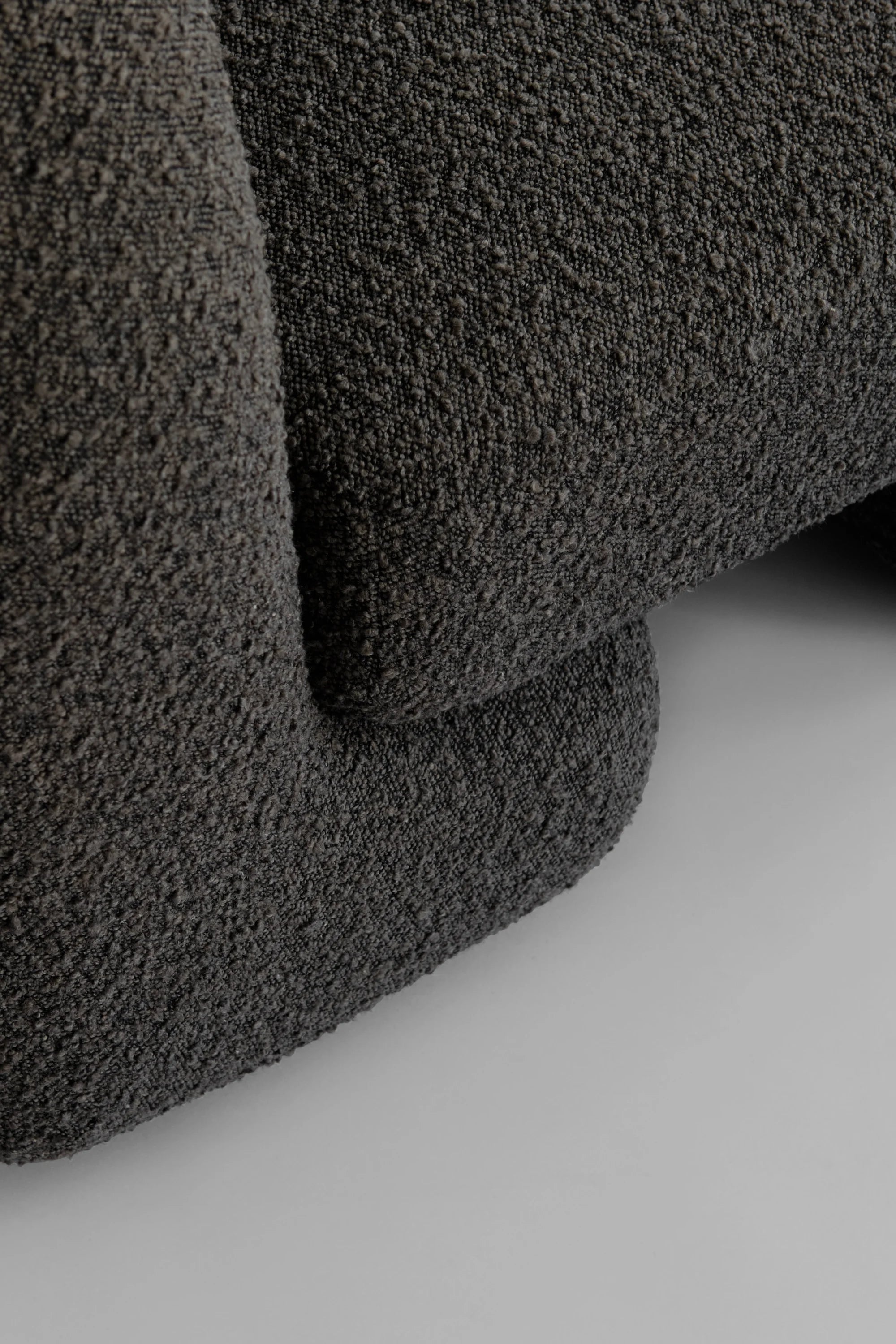 Daiku Lounge Chair
