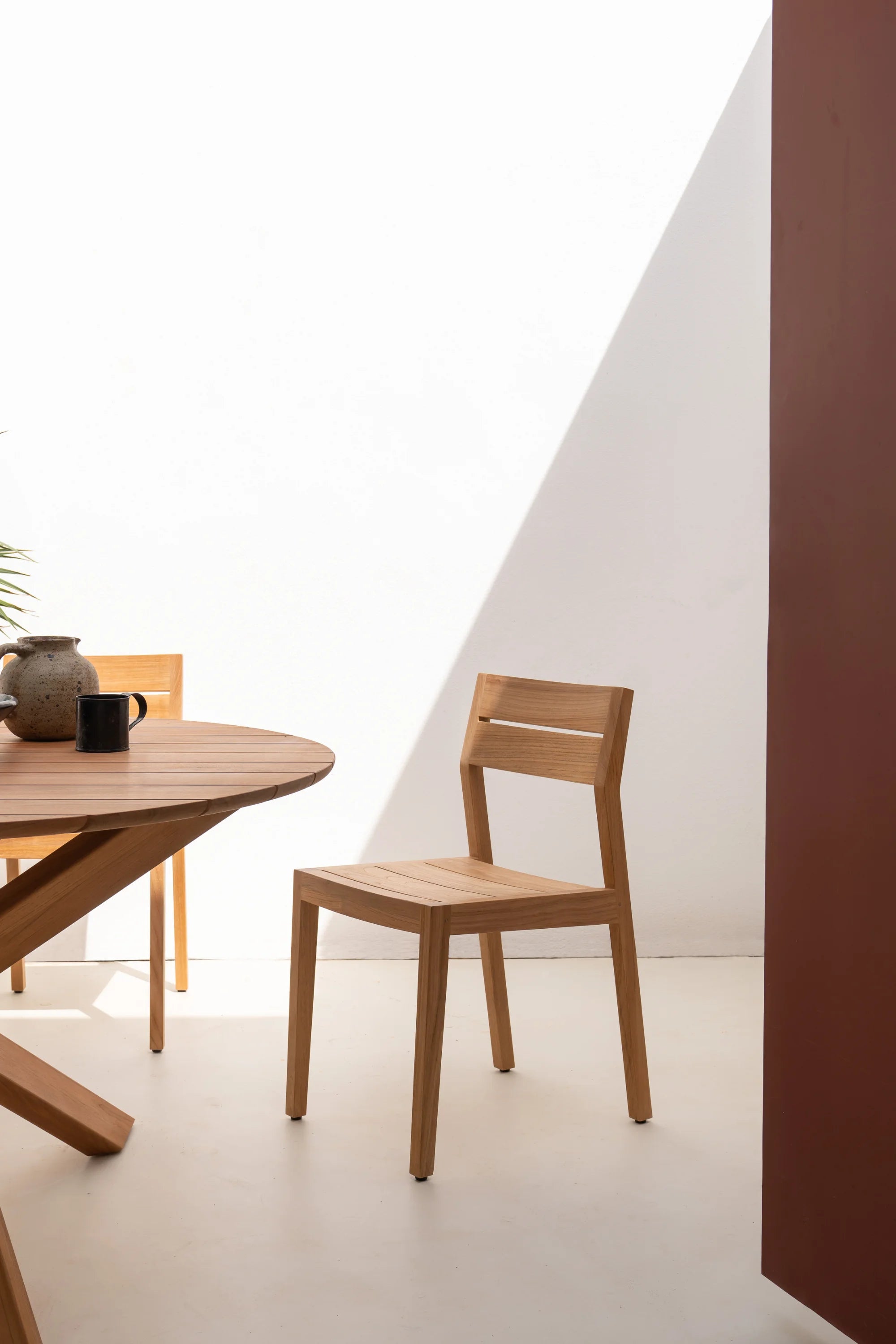 EX1 Outdoor Dining Chair