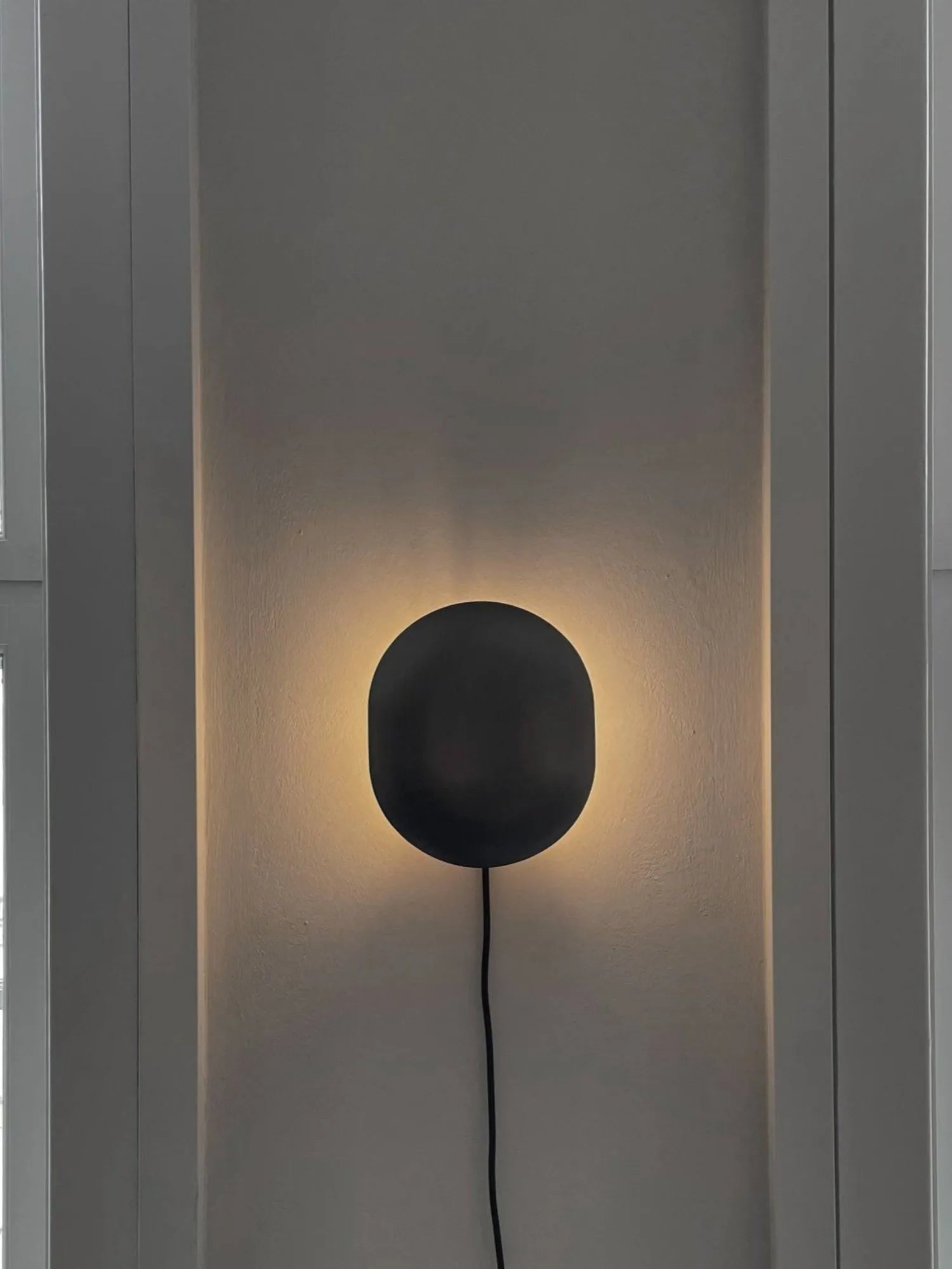 Clam Wall Lamp