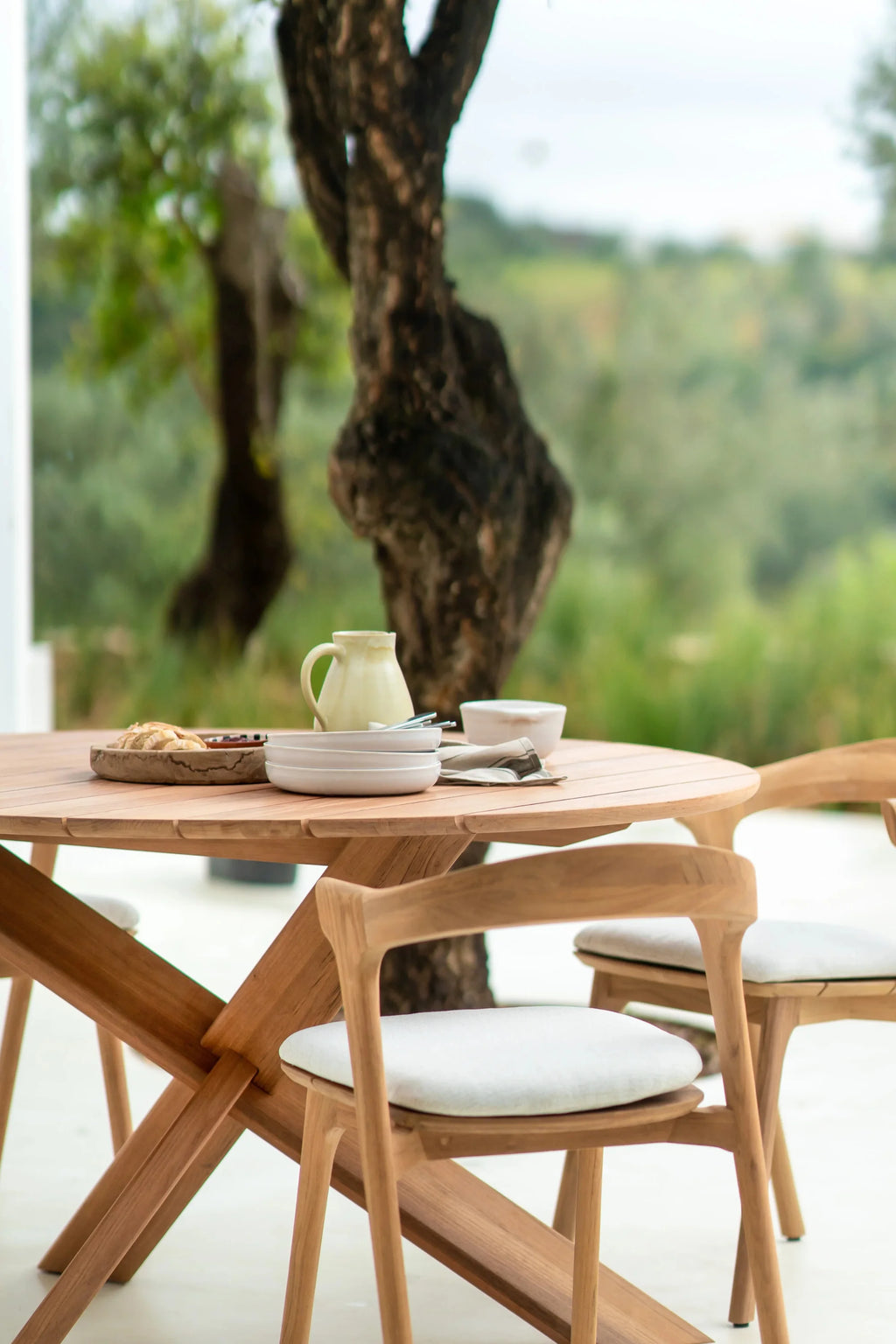 Circle Outdoor Dining Table - THAT COOL LIVING