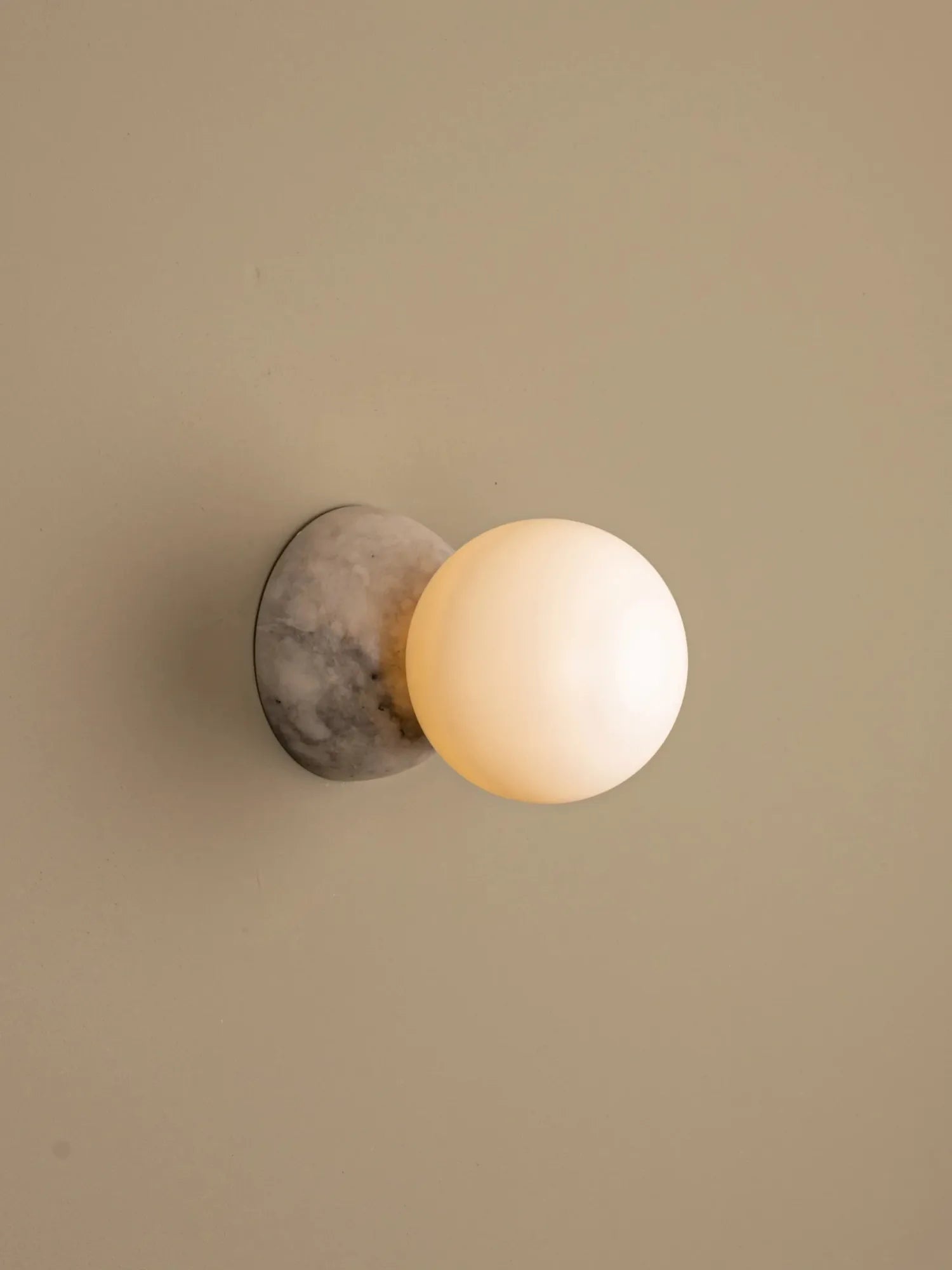 Eklipso Wall Lamp
