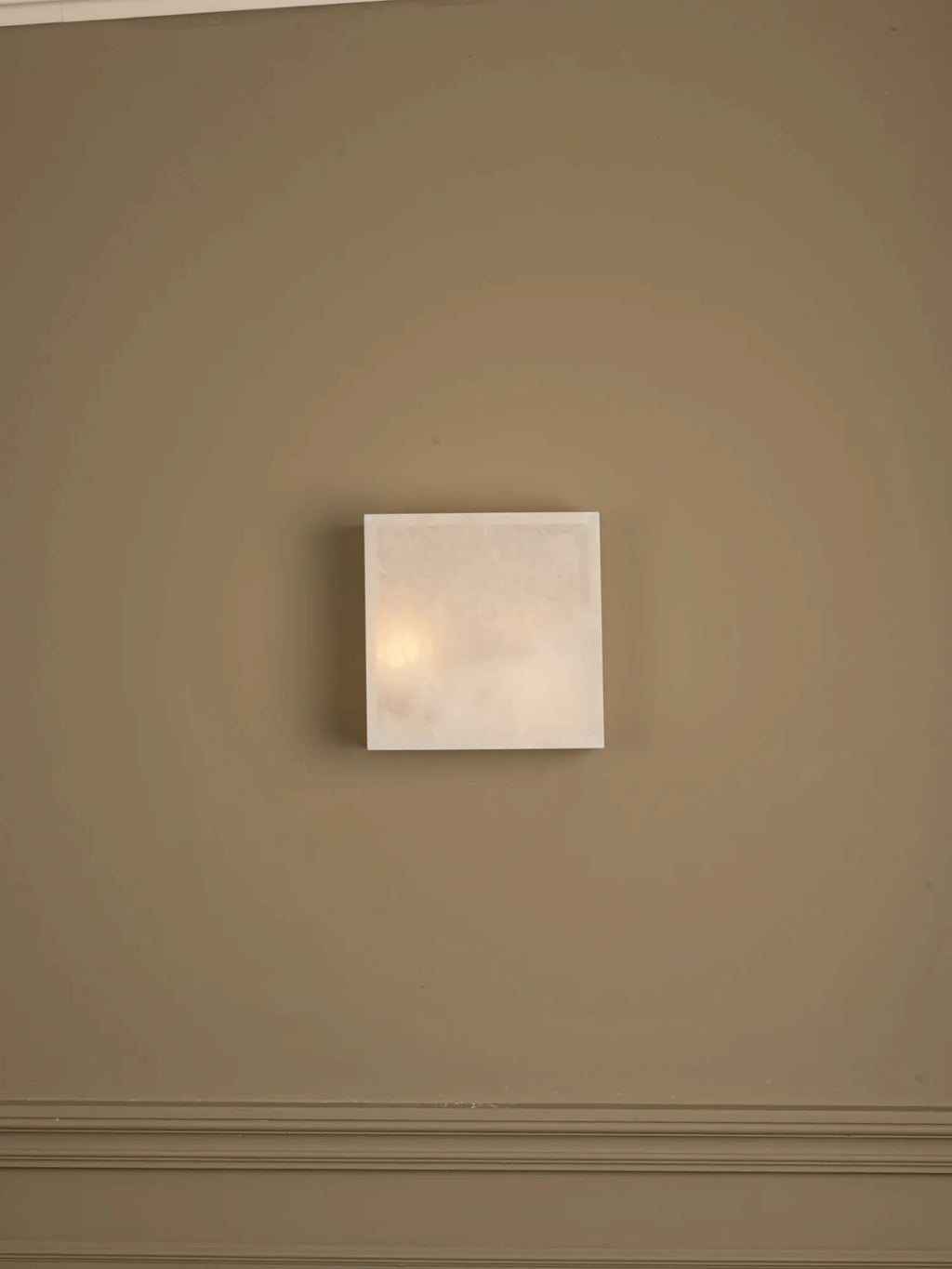 Frene Wall Light